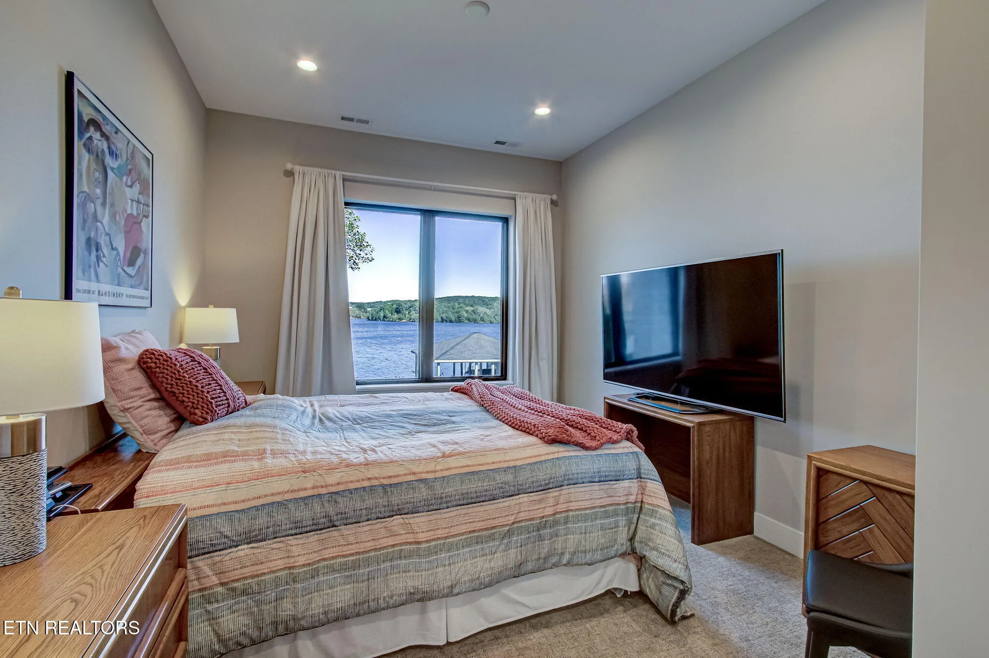 Property Slideshow image 50 of 56 | 322 okmulgee cir, Loudon, TN, 37774