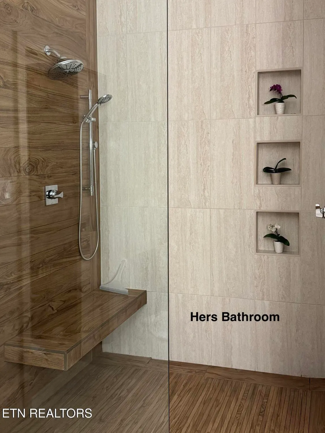 Property Slideshow image 35 of 56 | 322 okmulgee cir, Loudon, TN, 37774