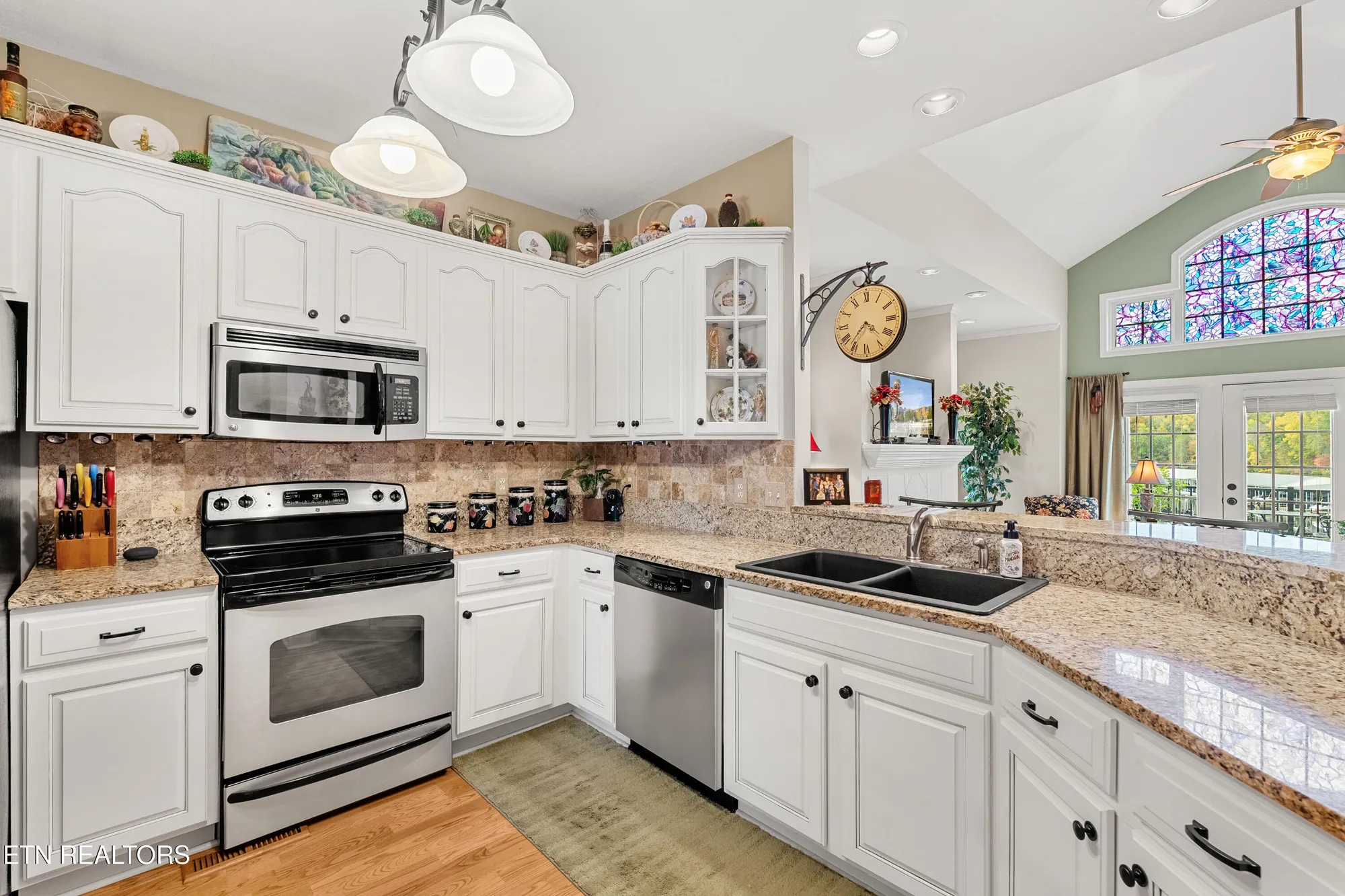 Property Slideshow image 16 of 50 | 380 morning dove dr, Vonore, TN, 37885