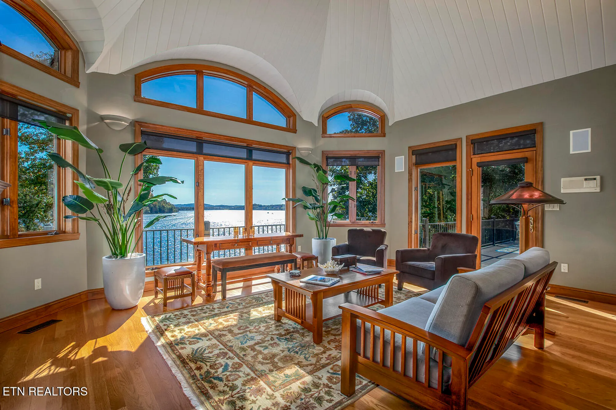 Property Slideshow image 12 of 63 | 135 big water dr, Vonore, TN, 37885