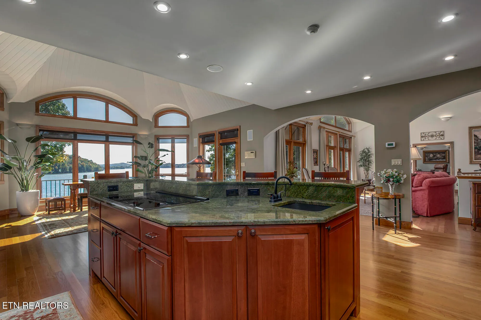 Property Slideshow image 15 of 63 | 135 big water dr, Vonore, TN, 37885