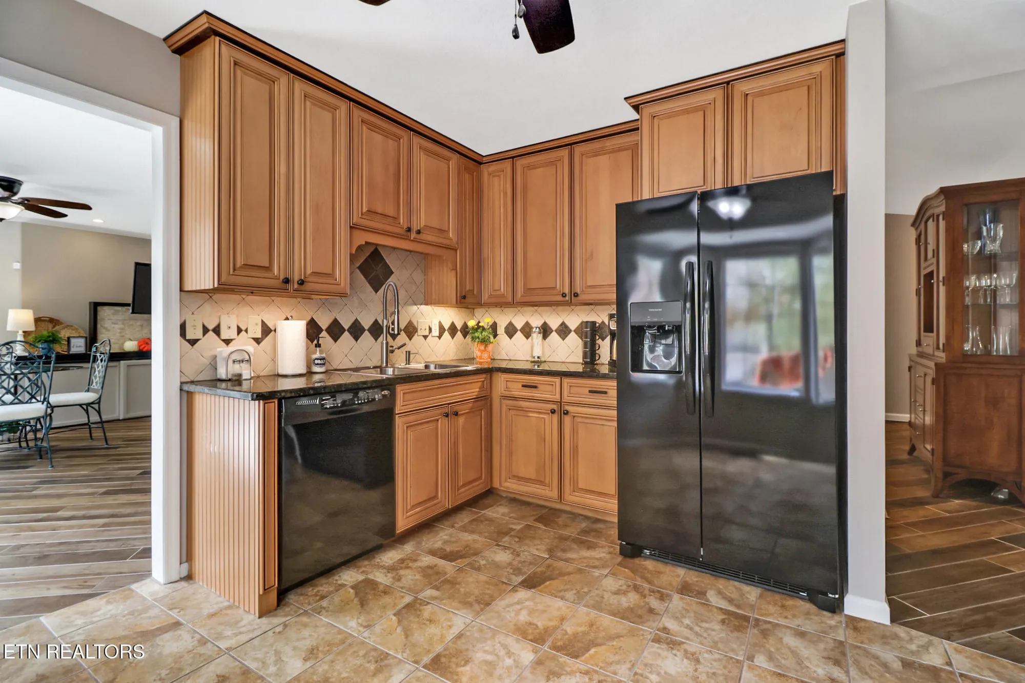 Property Slideshow image 24 of 39 | 150 dovenshire dr, Crossville, TN, 38558