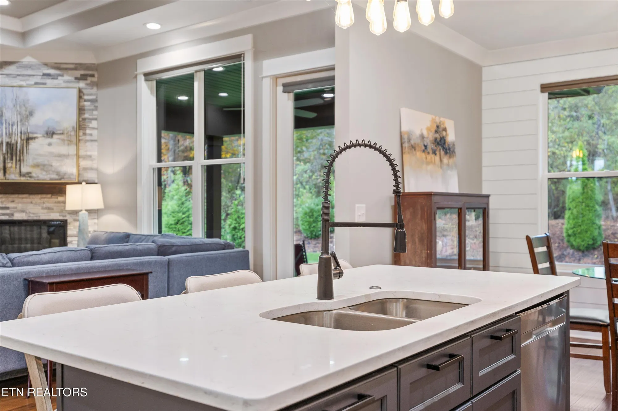 Property Slideshow image 5 of 54 | 364 mingo way, Loudon, TN, 37774