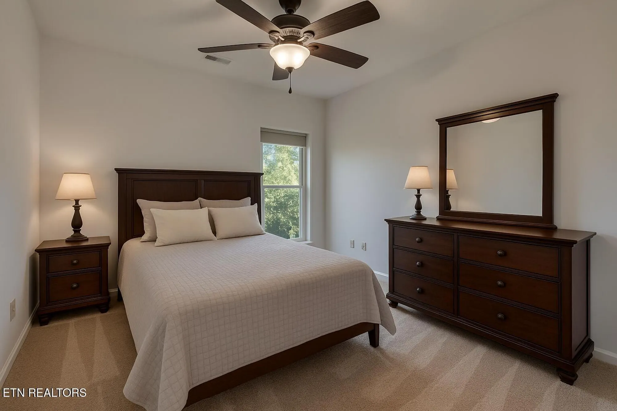 Property Slideshow image 18 of 37 | 143 chahyga way, Loudon, TN, 37774