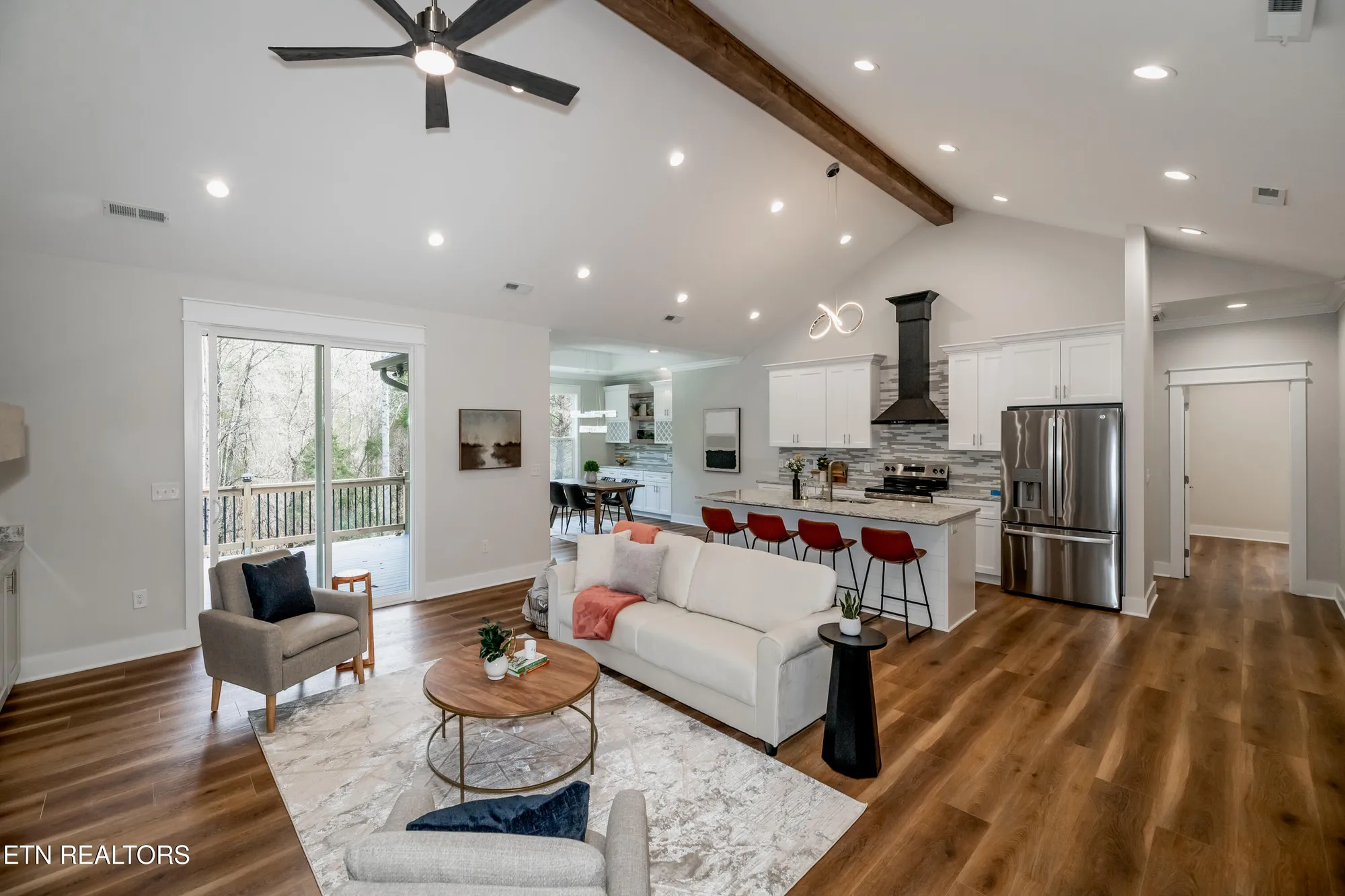 Property Slideshow image 9 of 40 | 112 amohi way, Loudon, TN, 37774