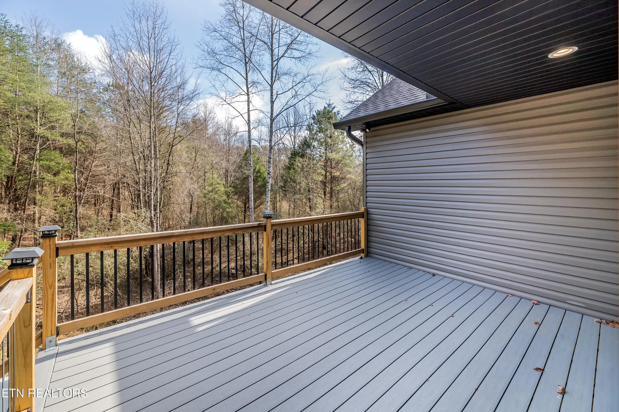 Property Slideshow image 35 of 40 | 112 amohi way, Loudon, TN, 37774