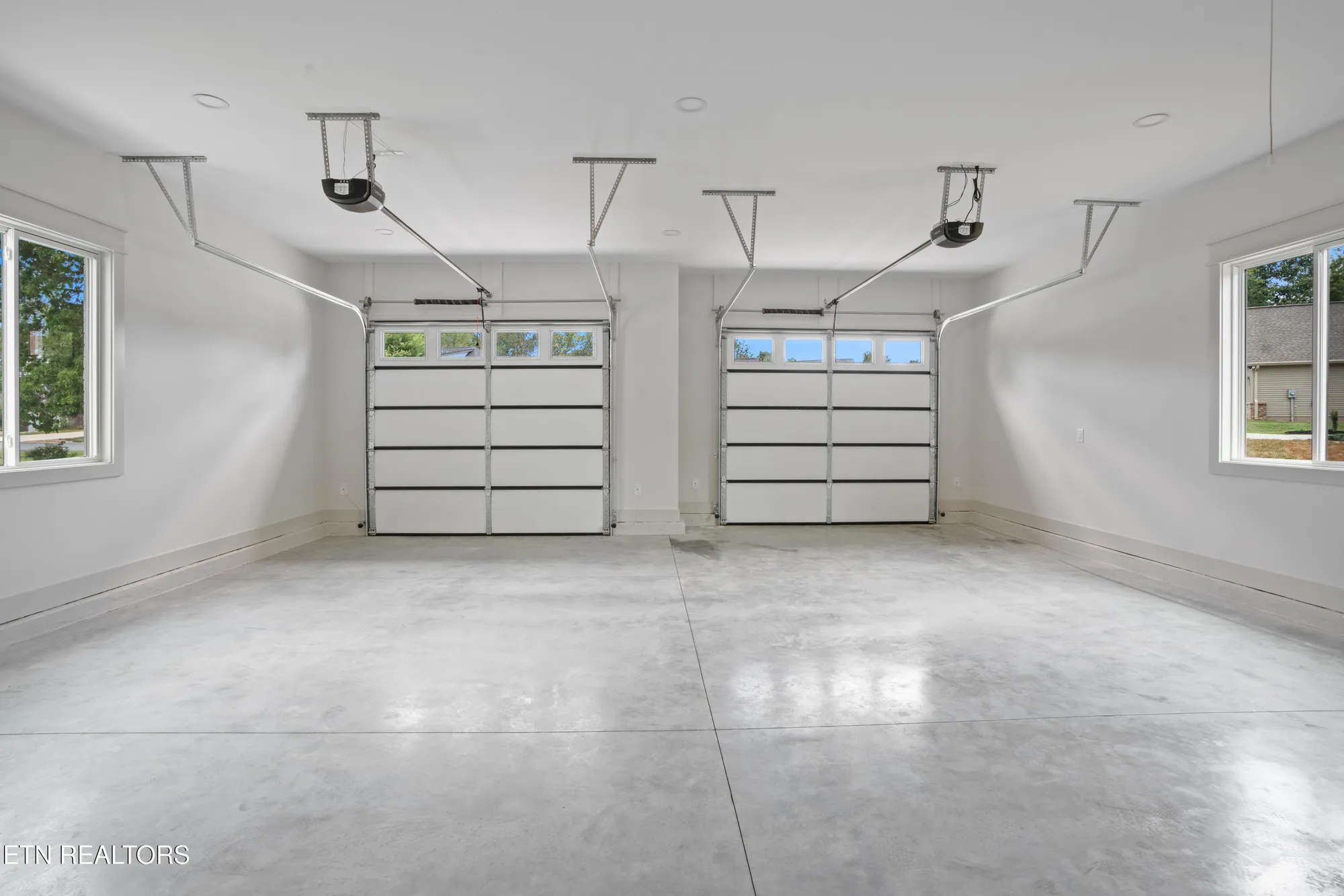 Property Slideshow image 26 of 27 | 125 ogana way, Loudon, TN, 37774