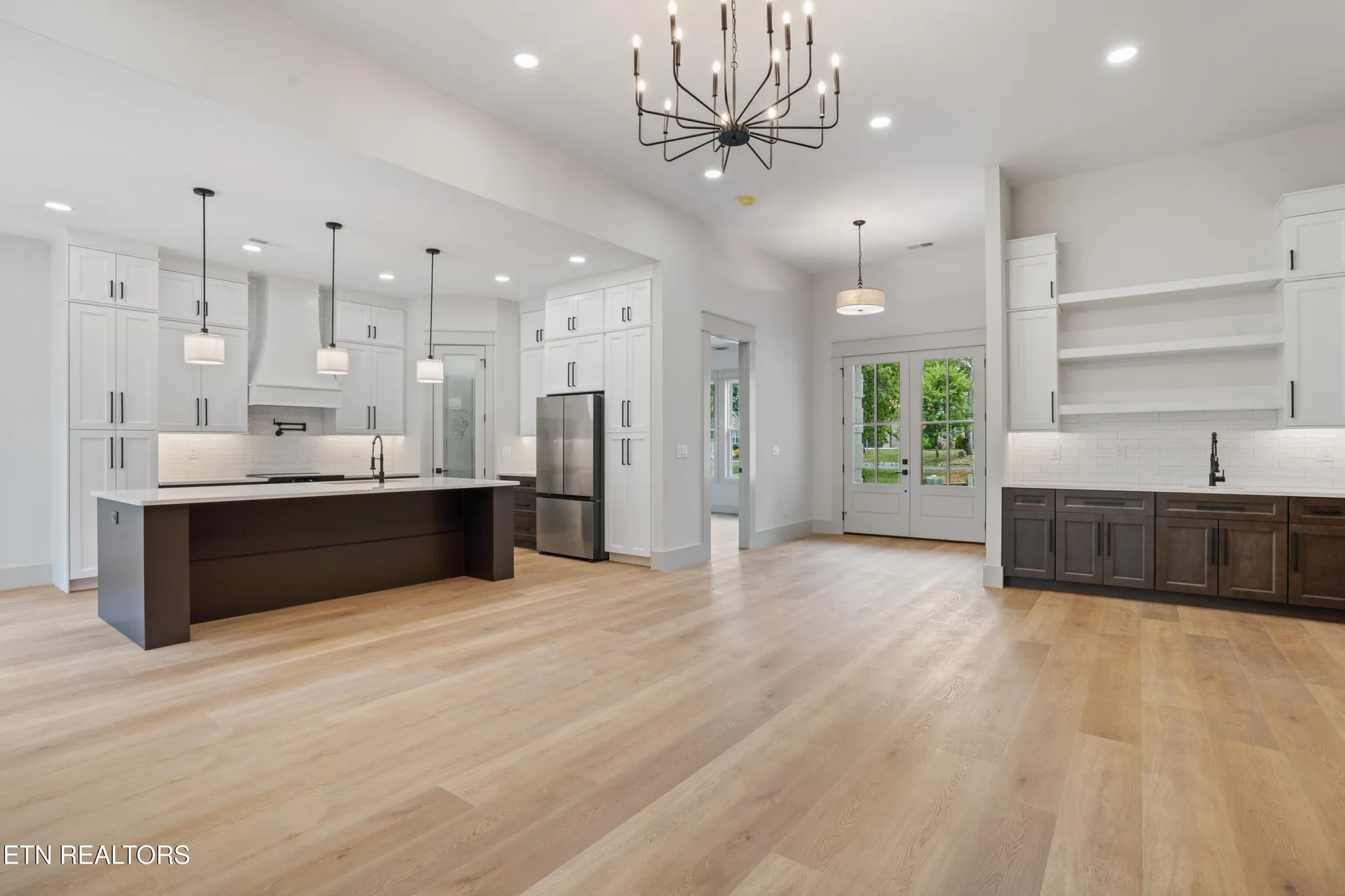 Property Slideshow image 8 of 27 | 125 ogana way, Loudon, TN, 37774