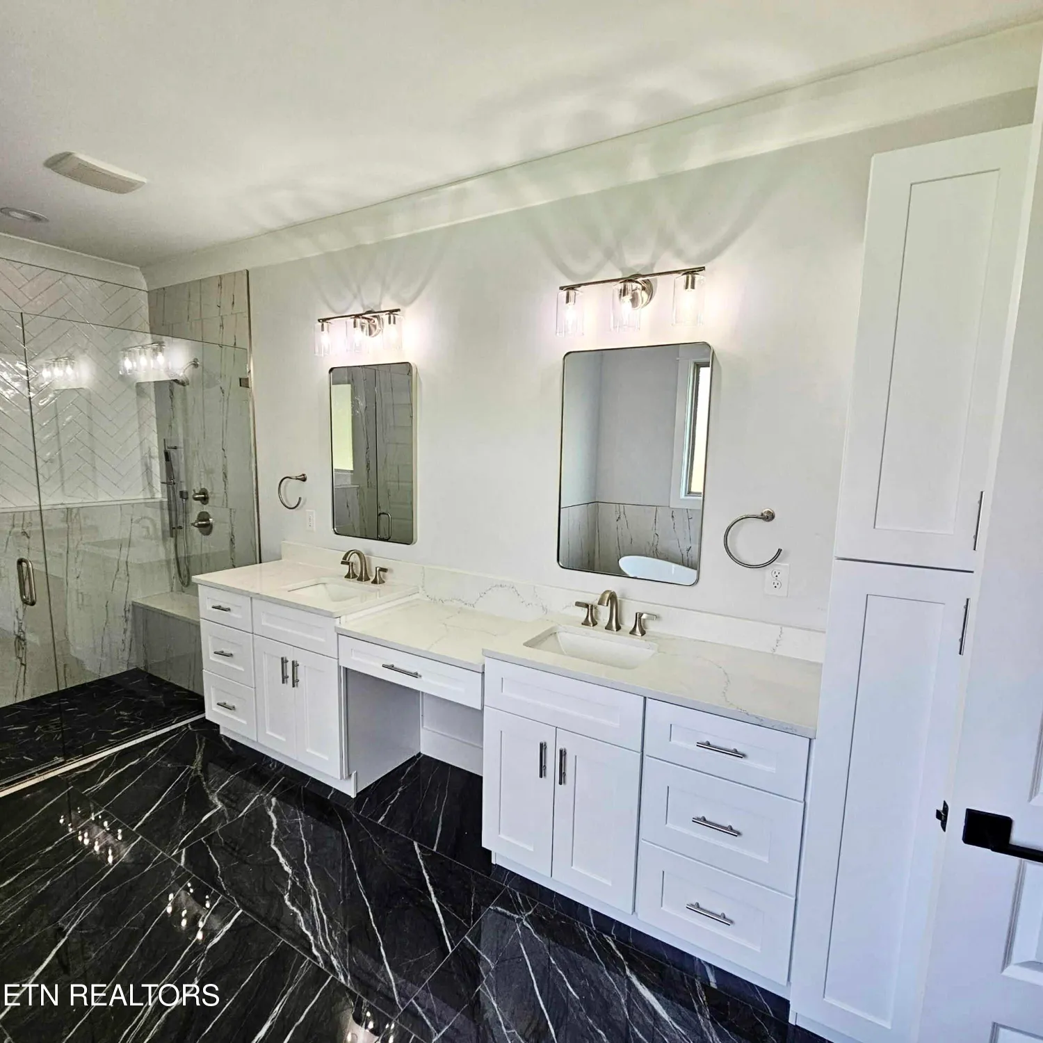 Property Slideshow image 29 of 49 | 131 utsesti ln, Loudon, TN, 37774