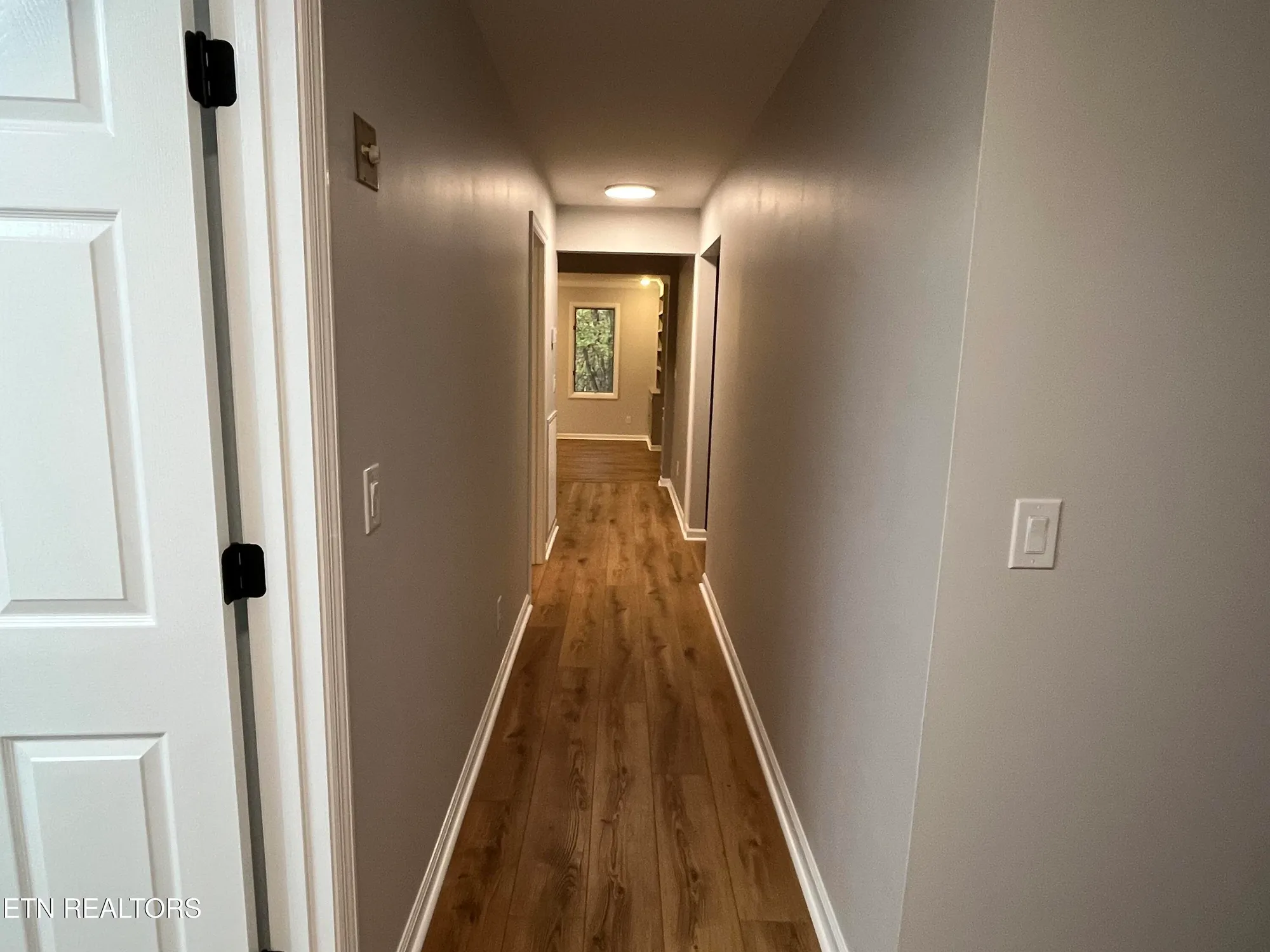 Property Slideshow image 7 of 18 | 28 overlook ter, Crossville, TN, 38558