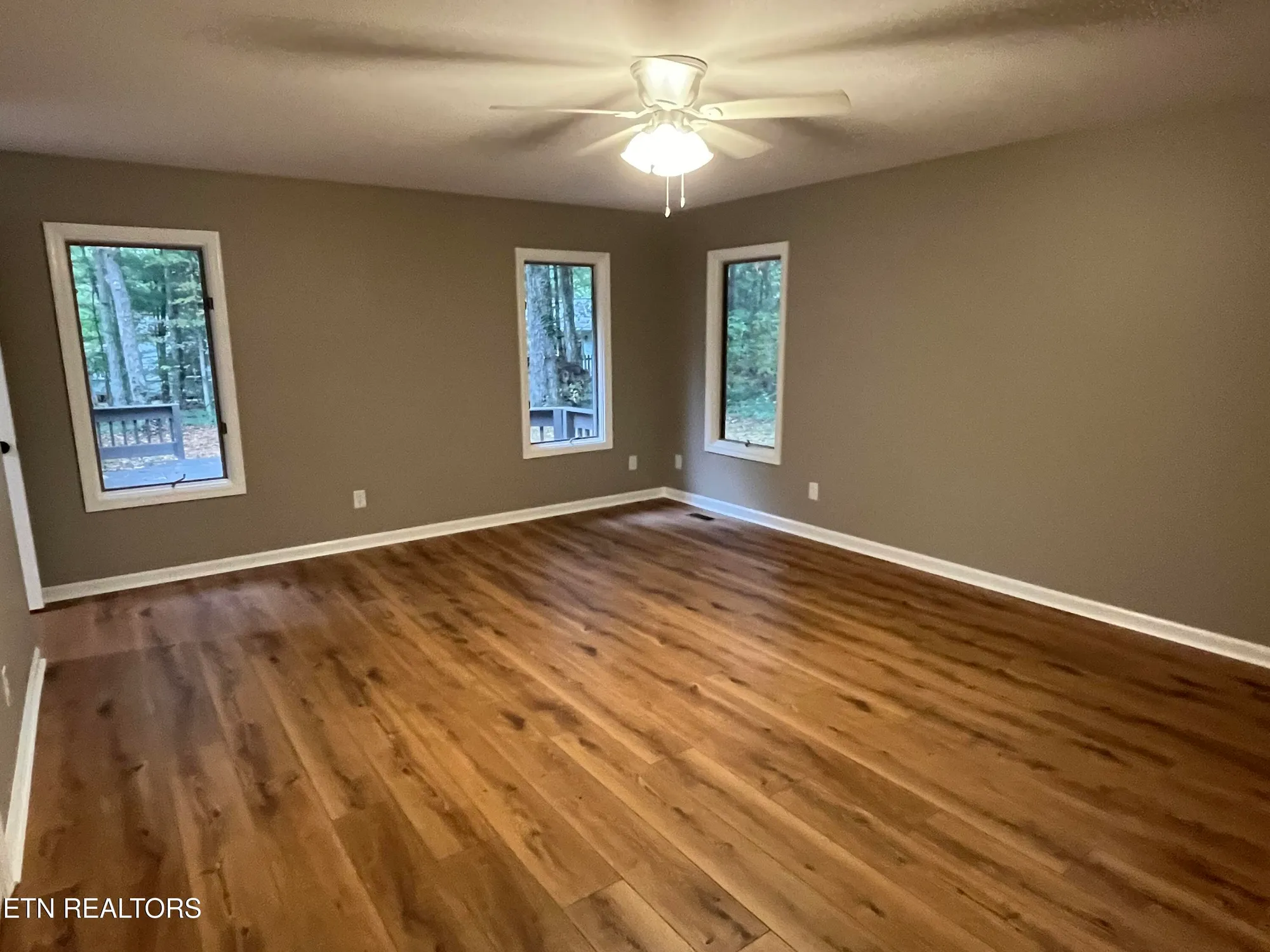 Property Slideshow image 13 of 18 | 28 overlook ter, Crossville, TN, 38558