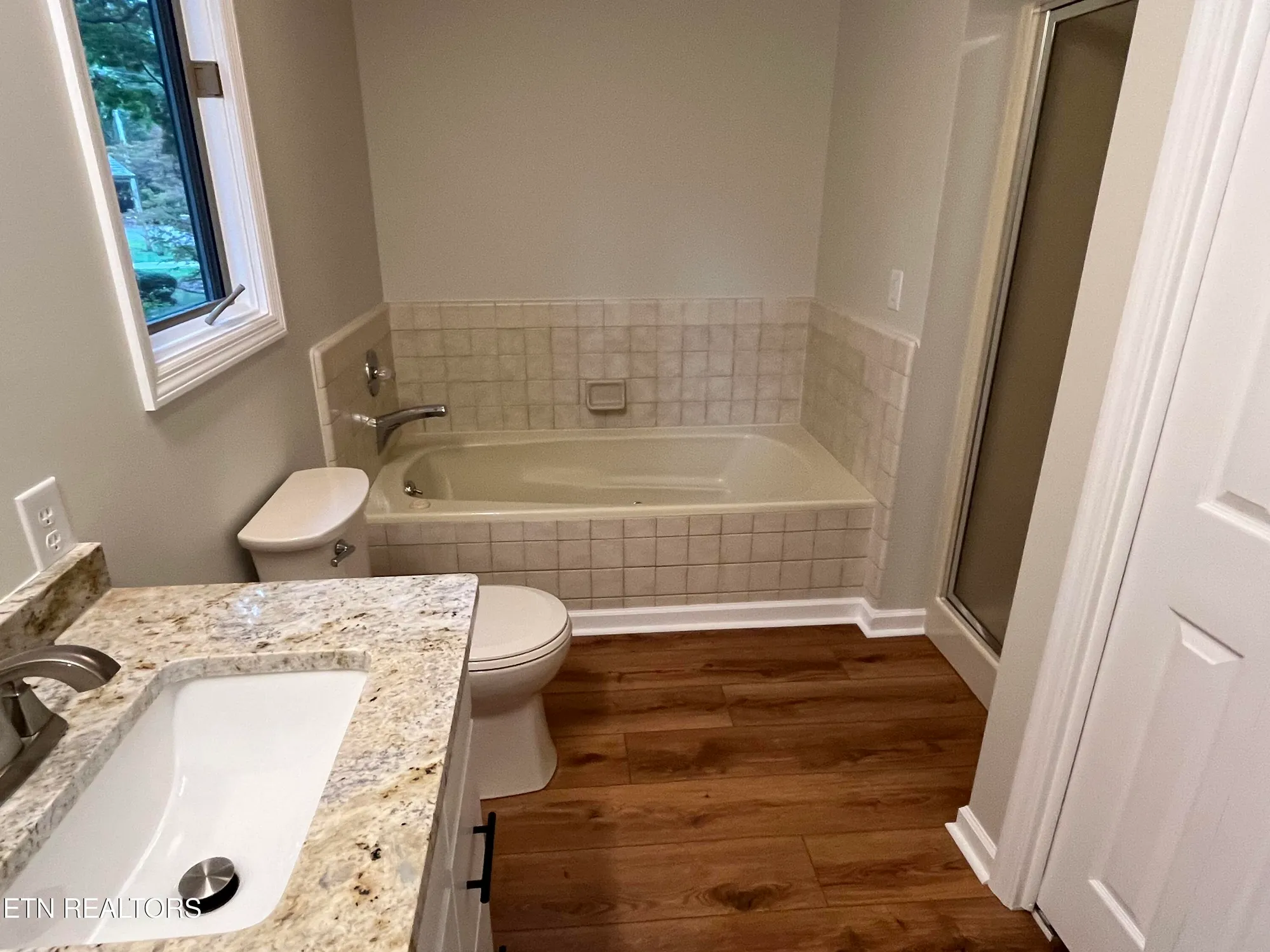 Property Slideshow image 15 of 18 | 28 overlook ter, Crossville, TN, 38558