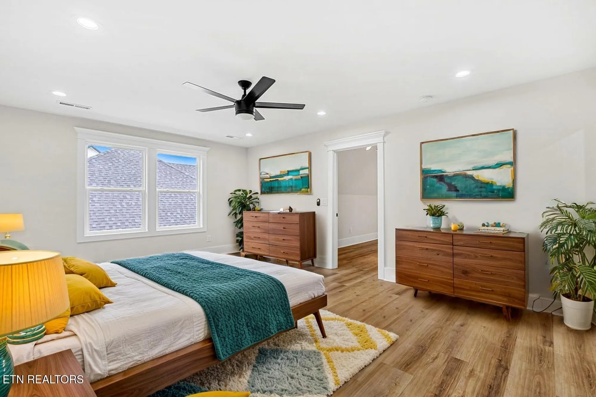 Property Slideshow image 37 of 48 | 108 tsuhdatsi way, Loudon, TN, 37774