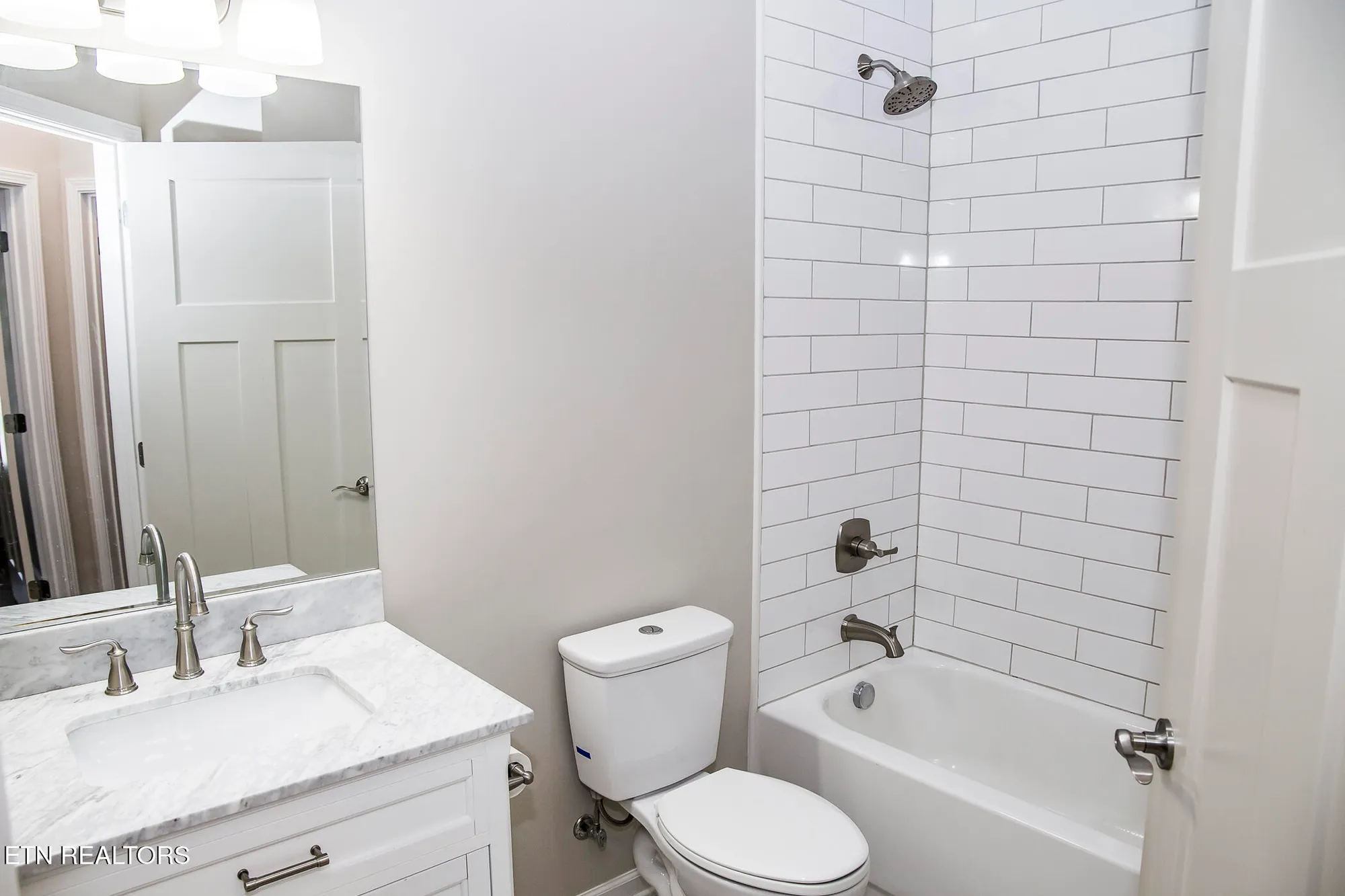 Property Slideshow image 36 of 51 | 15 hickory cove ln, Crossville, TN, 38558