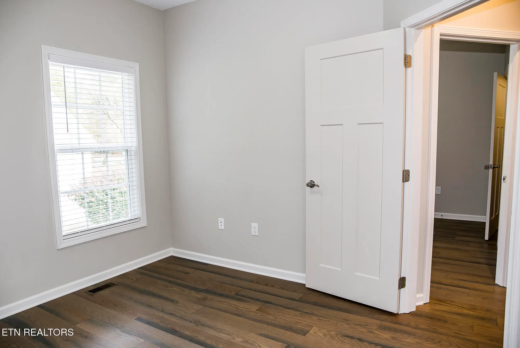 Property Slideshow image 40 of 51 | 15 hickory cove ln, Crossville, TN, 38558