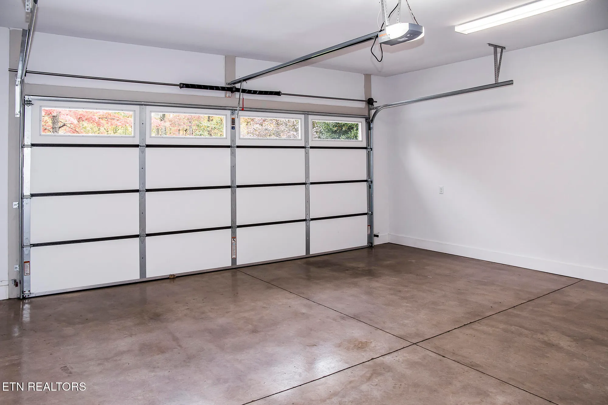 Property Slideshow image 50 of 51 | 15 hickory cove ln, Crossville, TN, 38558