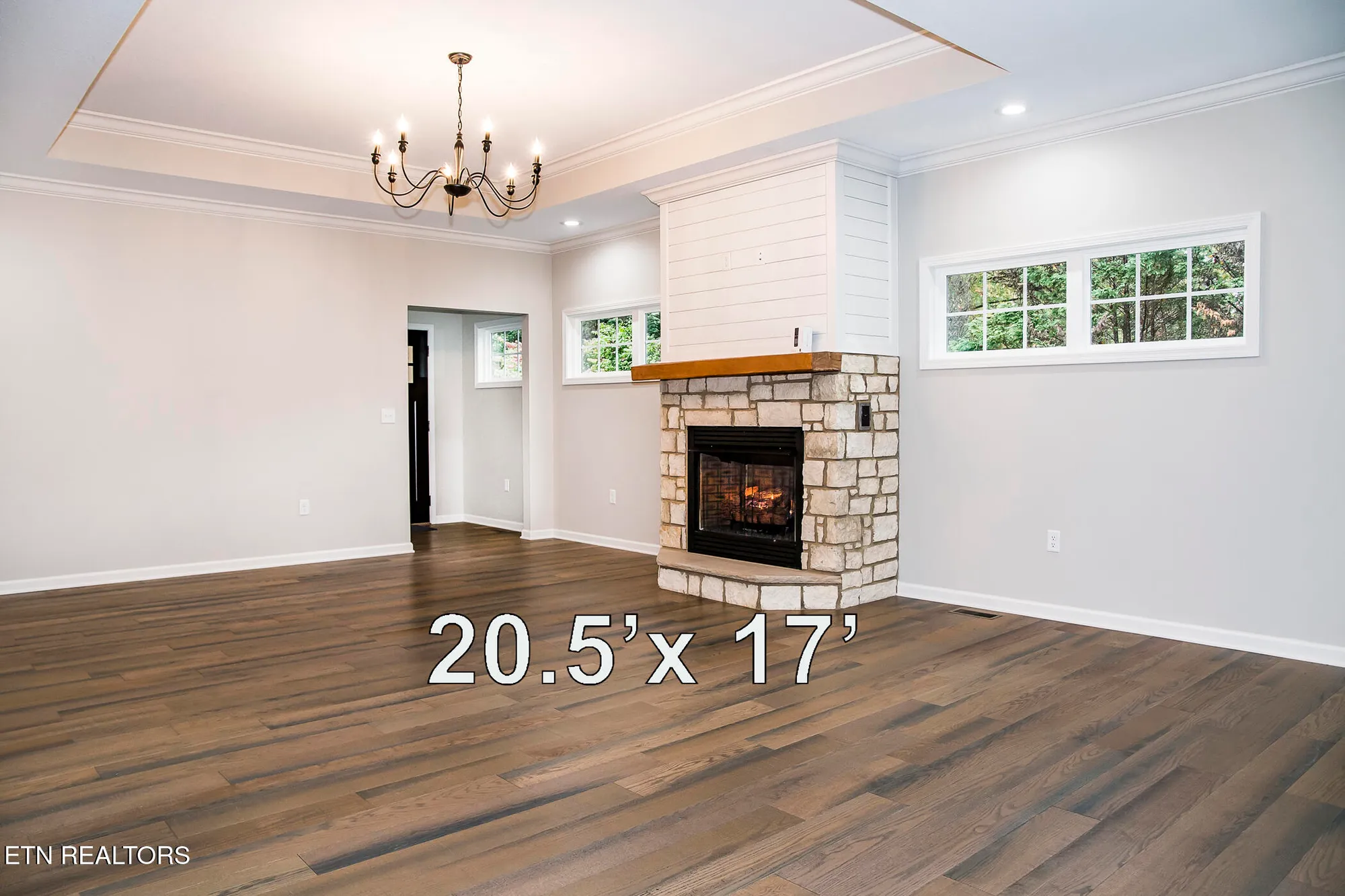 Property Slideshow image 15 of 51 | 15 hickory cove ln, Crossville, TN, 38558