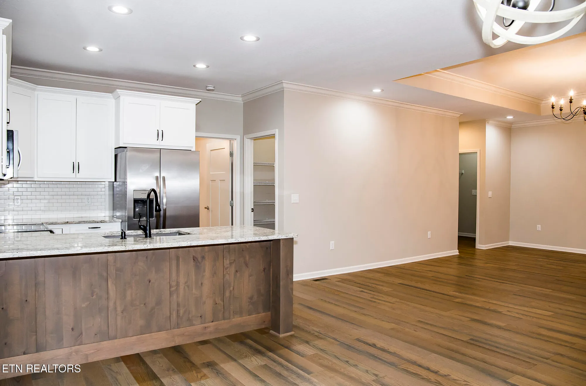 Property Slideshow image 33 of 51 | 15 hickory cove ln, Crossville, TN, 38558