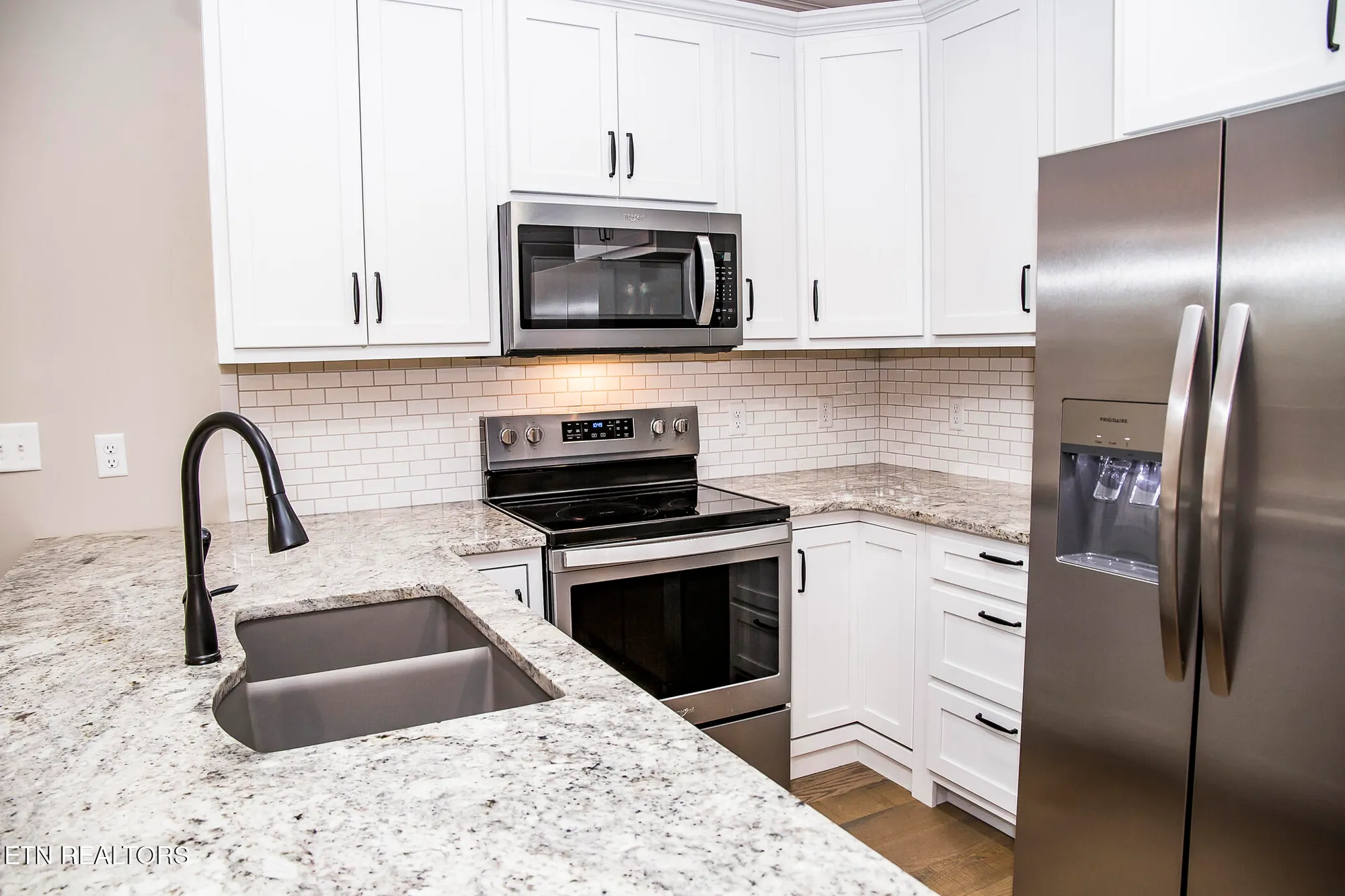 Property Slideshow image 25 of 51 | 15 hickory cove ln, Crossville, TN, 38558