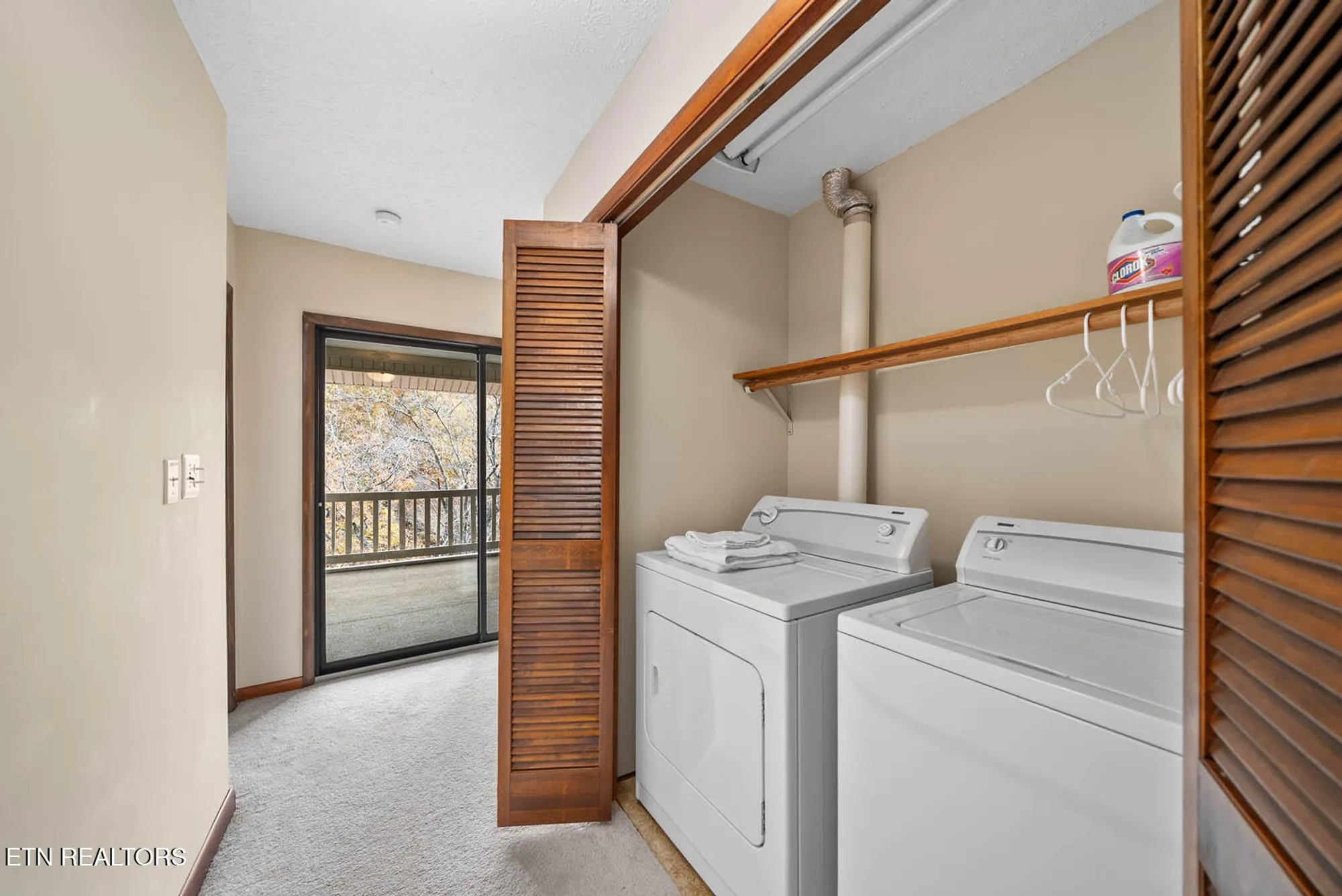 Property Slideshow image 32 of 60 | 161 ivy brook ln, Crossville, TN, 38558