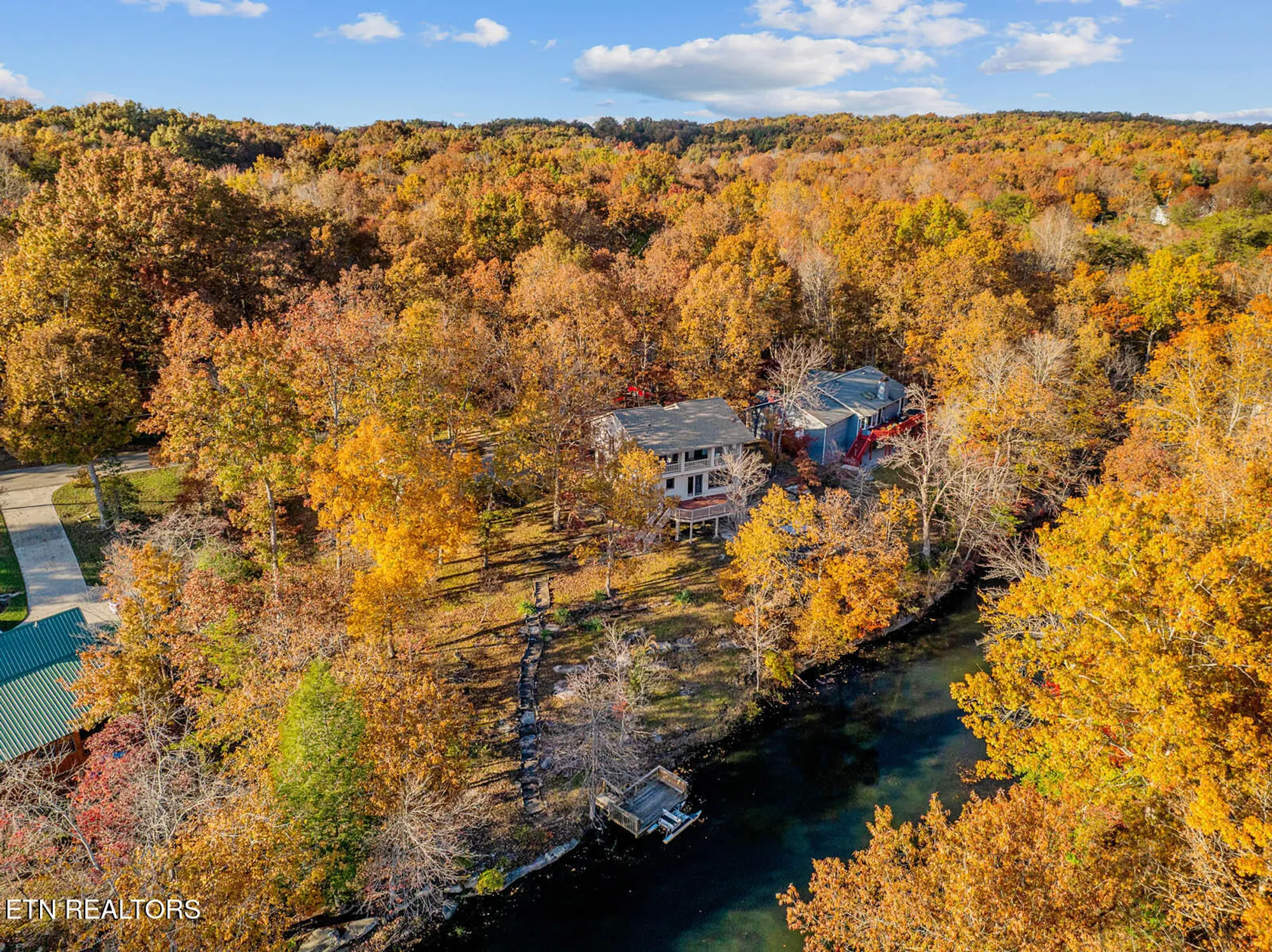 Property Slideshow image 12 of 60 | 161 ivy brook ln, Crossville, TN, 38558