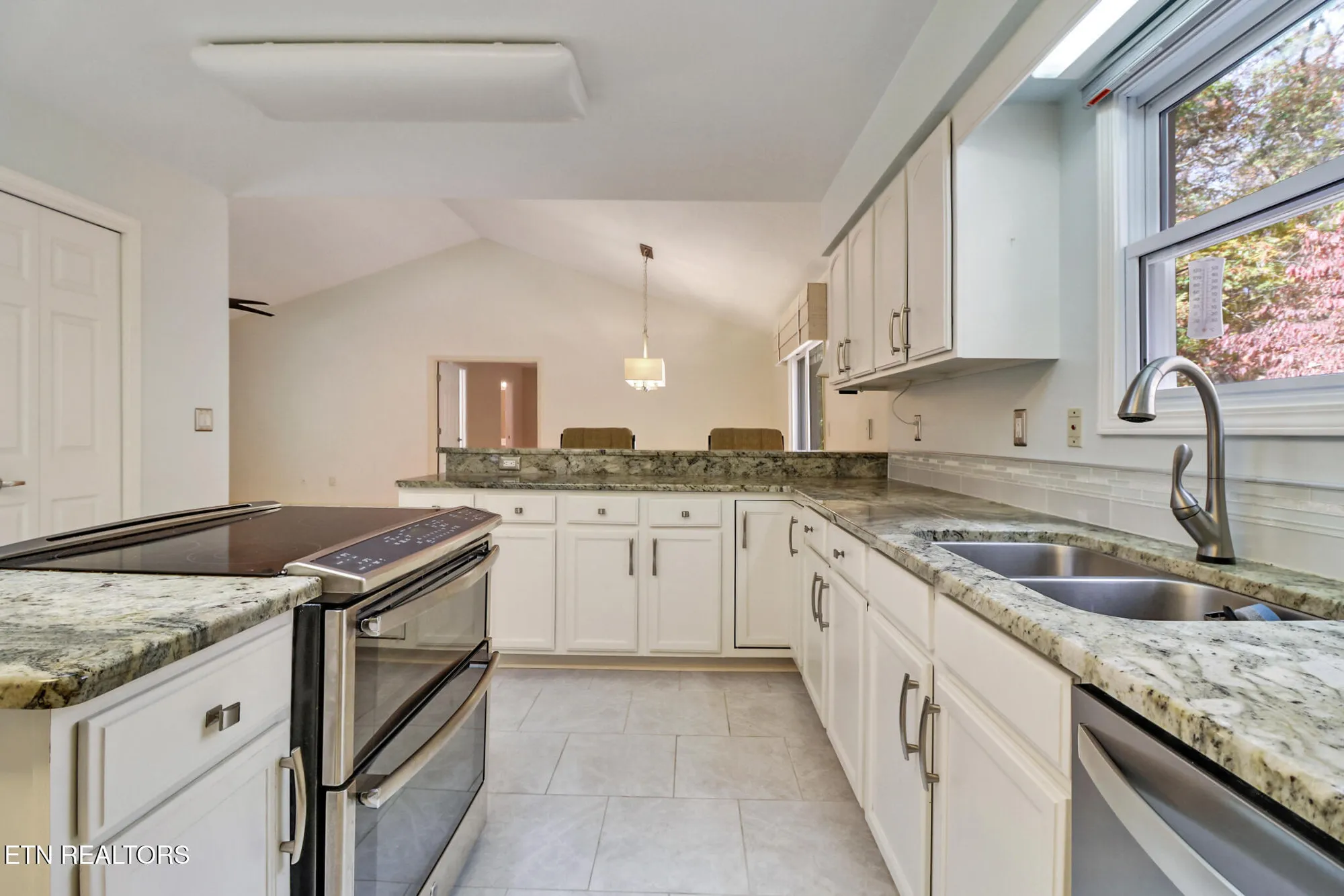 Property Slideshow image 10 of 30 | 58 loxley ln, Crossville, TN, 38558