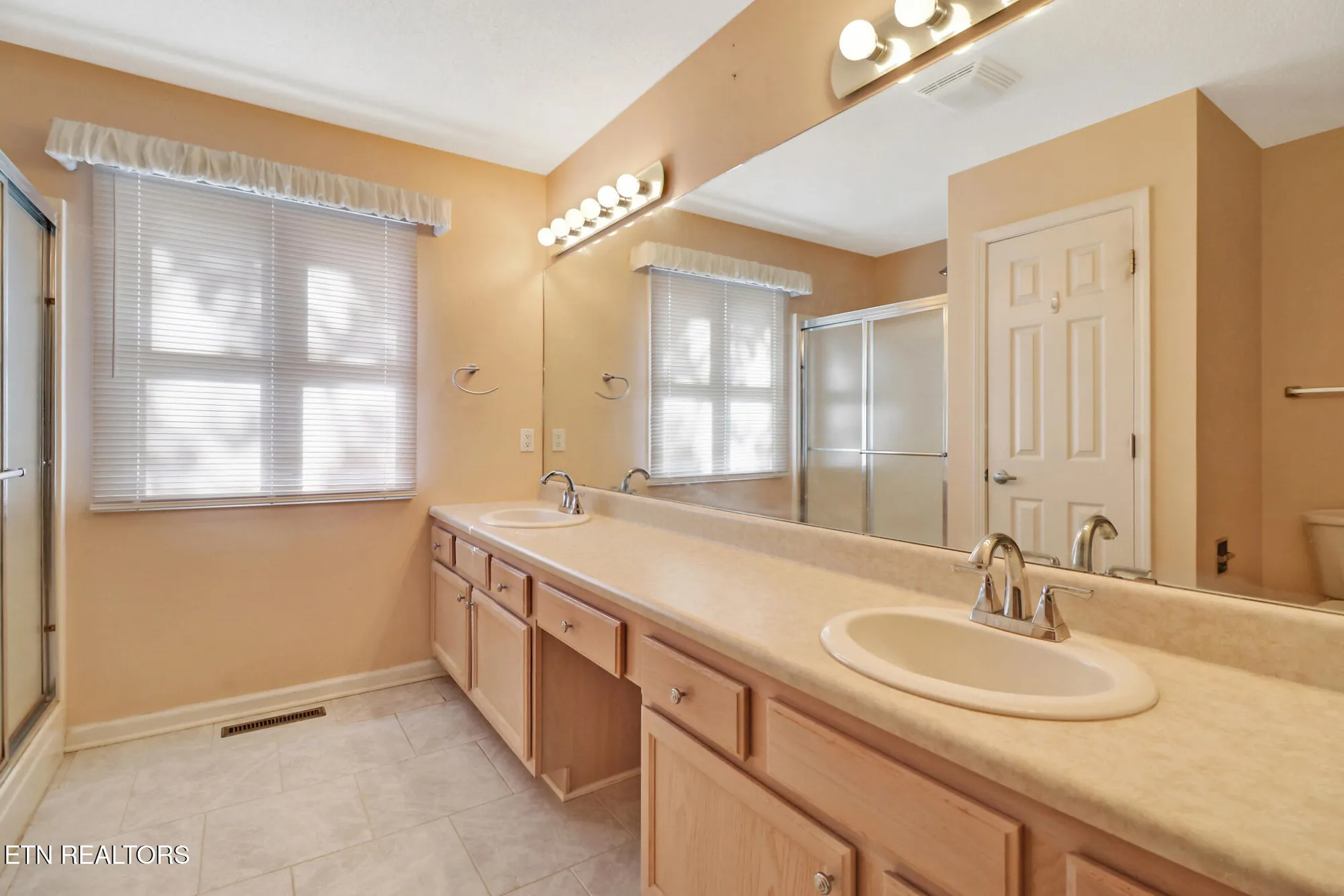 Property Slideshow image 14 of 30 | 58 loxley ln, Crossville, TN, 38558