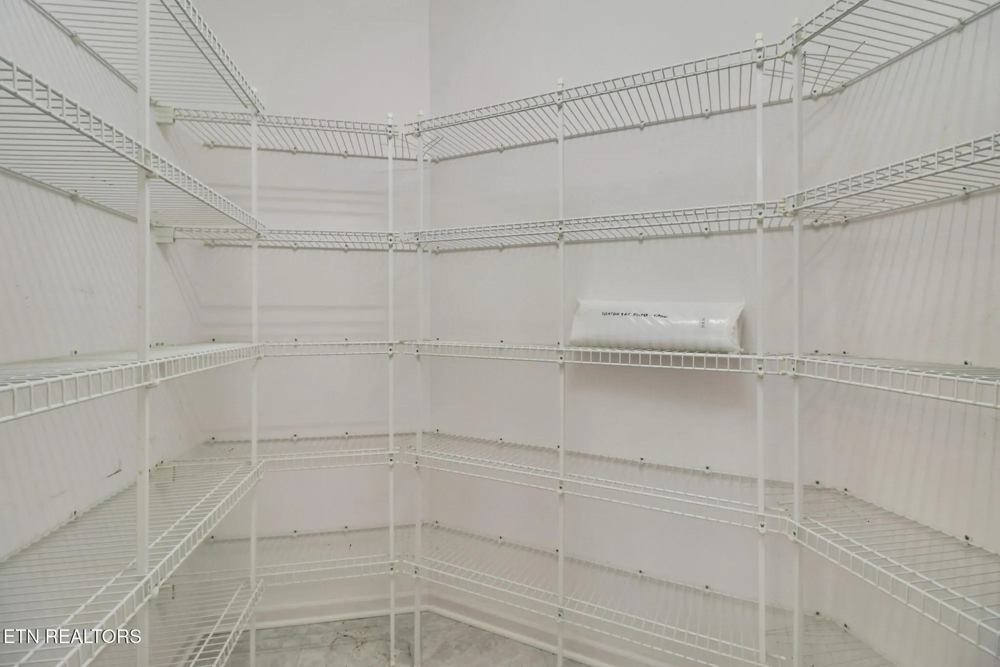 Property Slideshow image 16 of 30 | 58 loxley ln, Crossville, TN, 38558