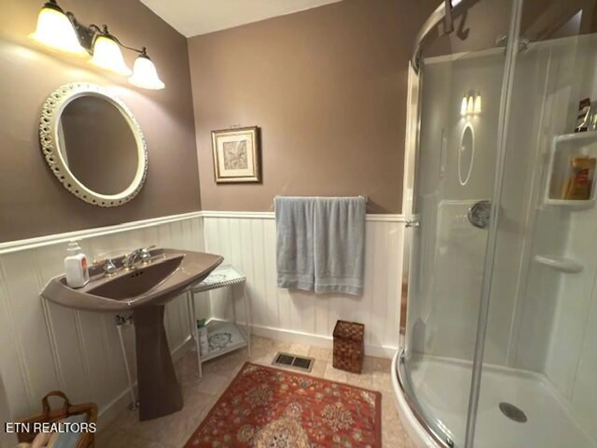 Property Slideshow image 19 of 30 | 139 windsor rd, Crossville, TN, 38558