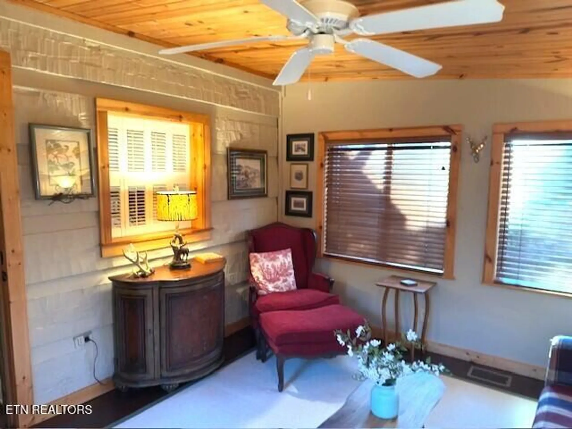 Property Slideshow image 16 of 30 | 139 windsor rd, Crossville, TN, 38558