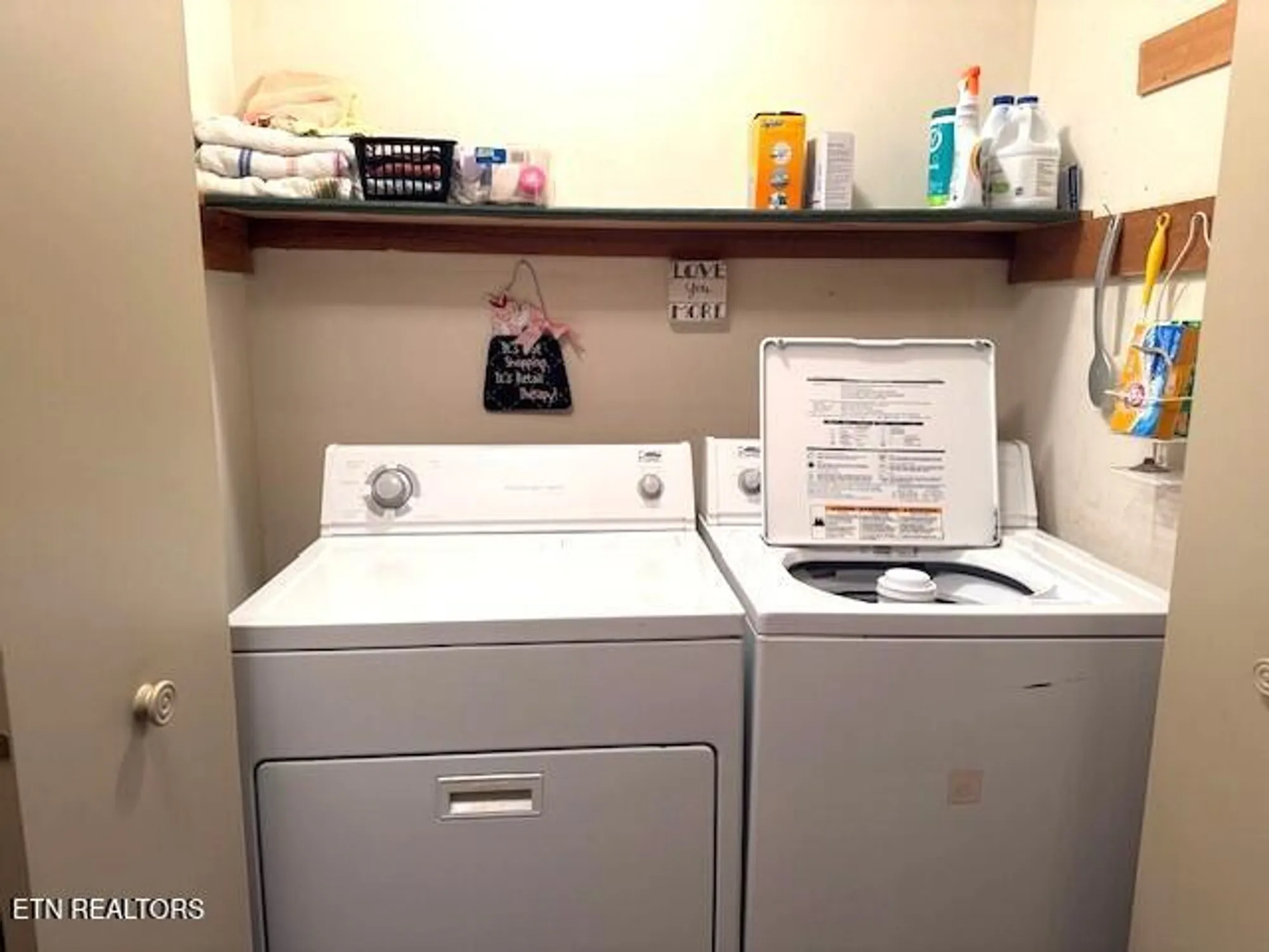 Property Slideshow image 24 of 30 | 139 windsor rd, Crossville, TN, 38558