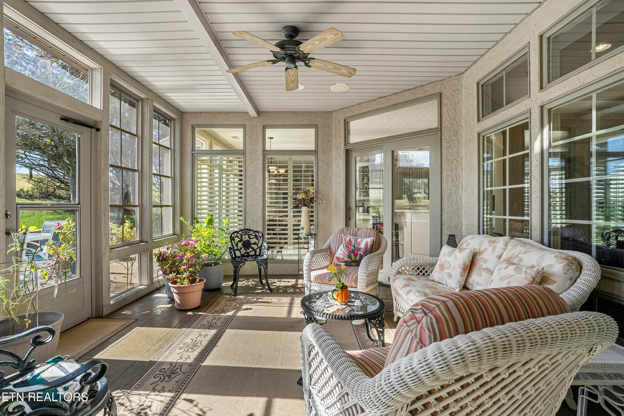 Property Slideshow image 15 of 60 | 310 pineberry dr, Vonore, TN, 37885