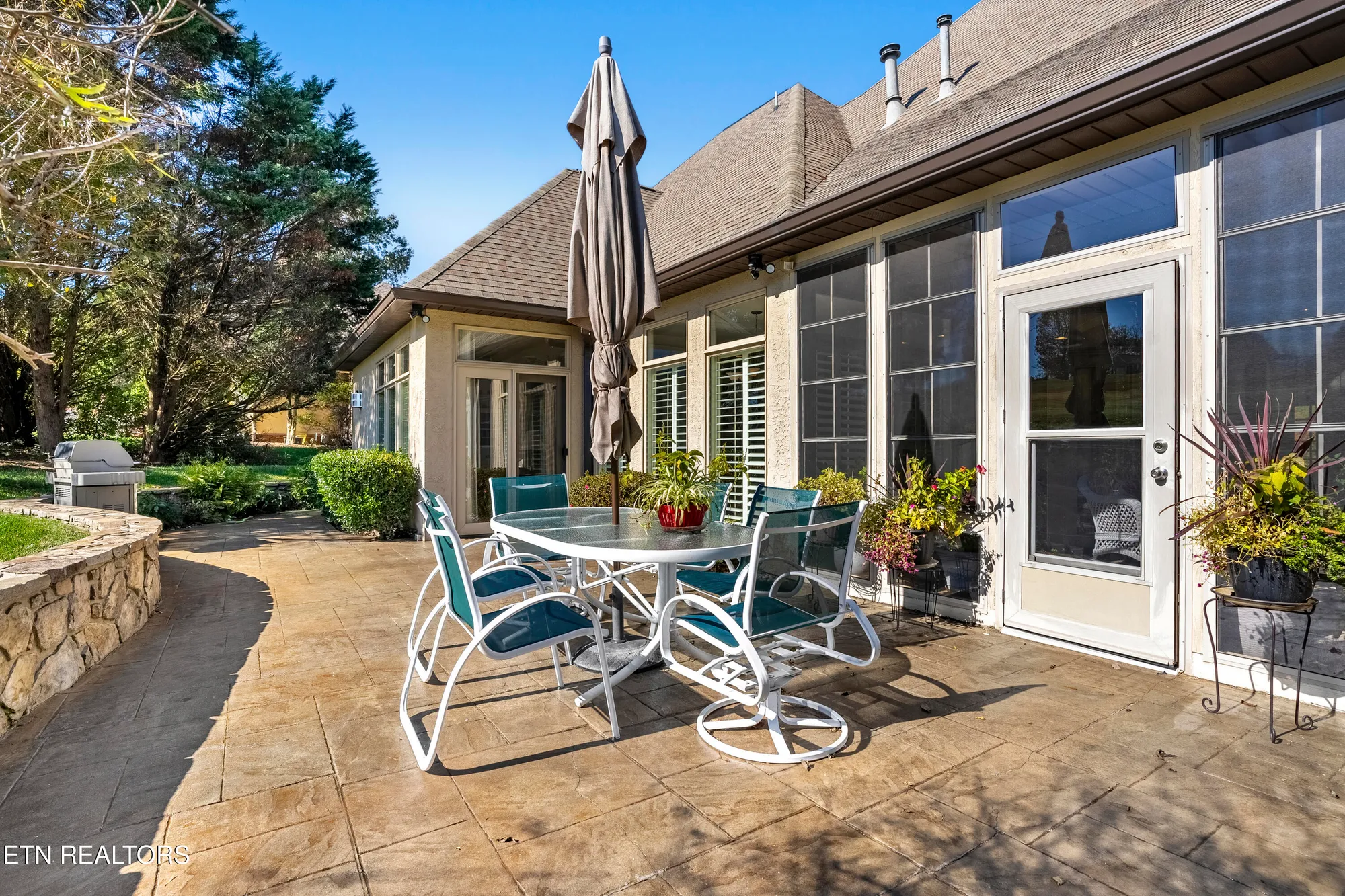 Property Slideshow image 18 of 60 | 310 pineberry dr, Vonore, TN, 37885