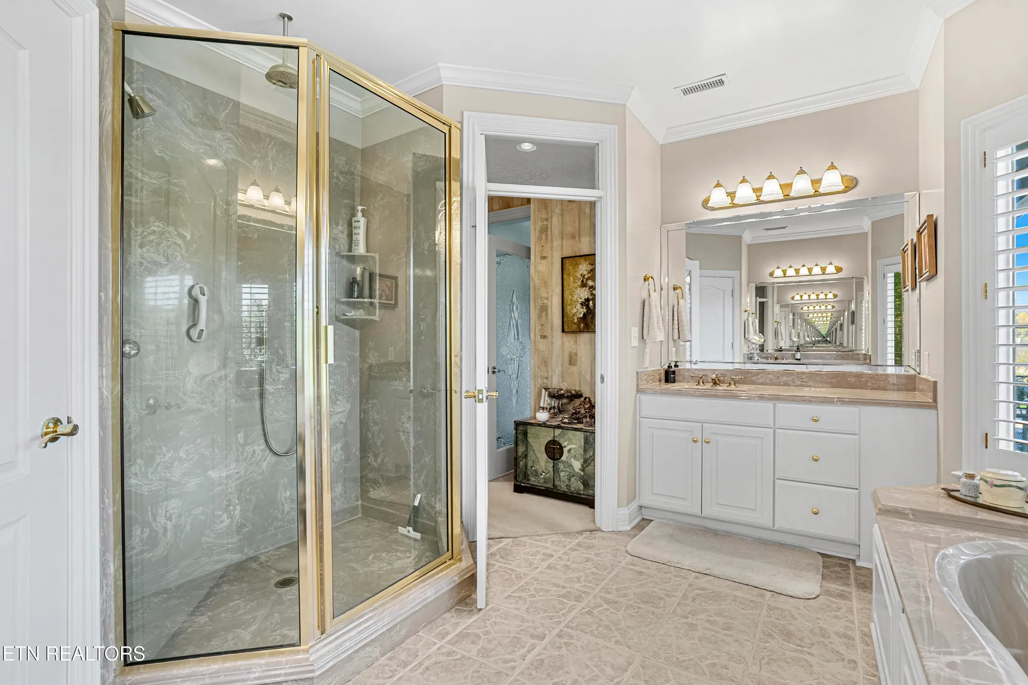 Property Slideshow image 39 of 60 | 310 pineberry dr, Vonore, TN, 37885