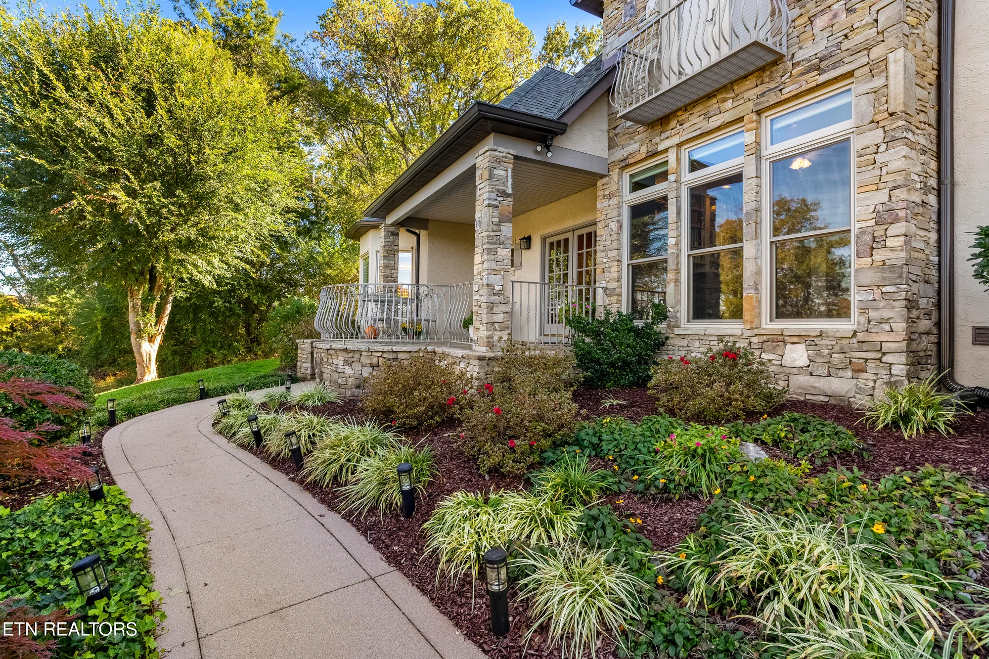 Property Slideshow image 7 of 60 | 310 pineberry dr, Vonore, TN, 37885