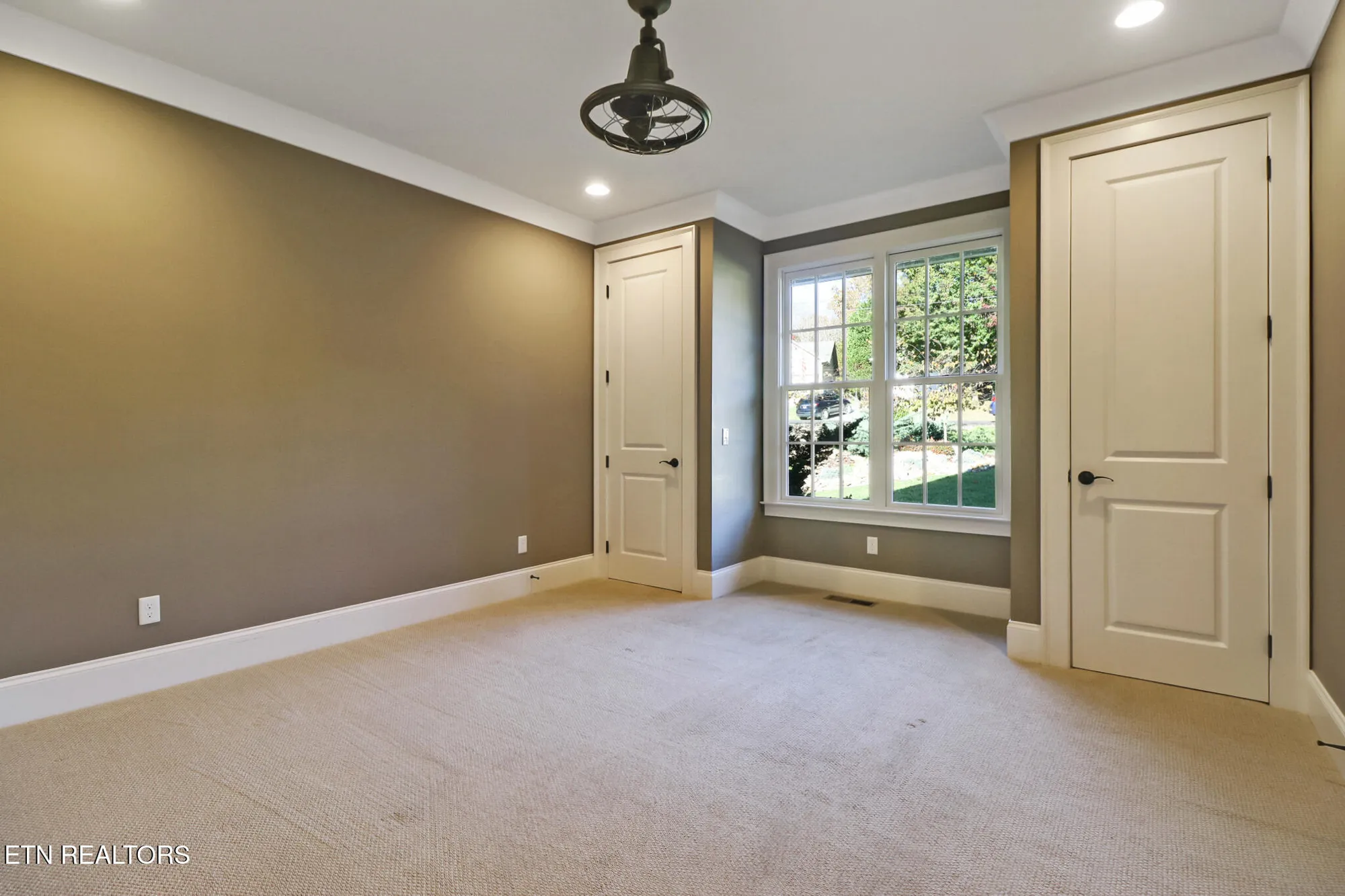 Property Slideshow image 7 of 39 | 31 westridge cir, Crossville, TN, 38558