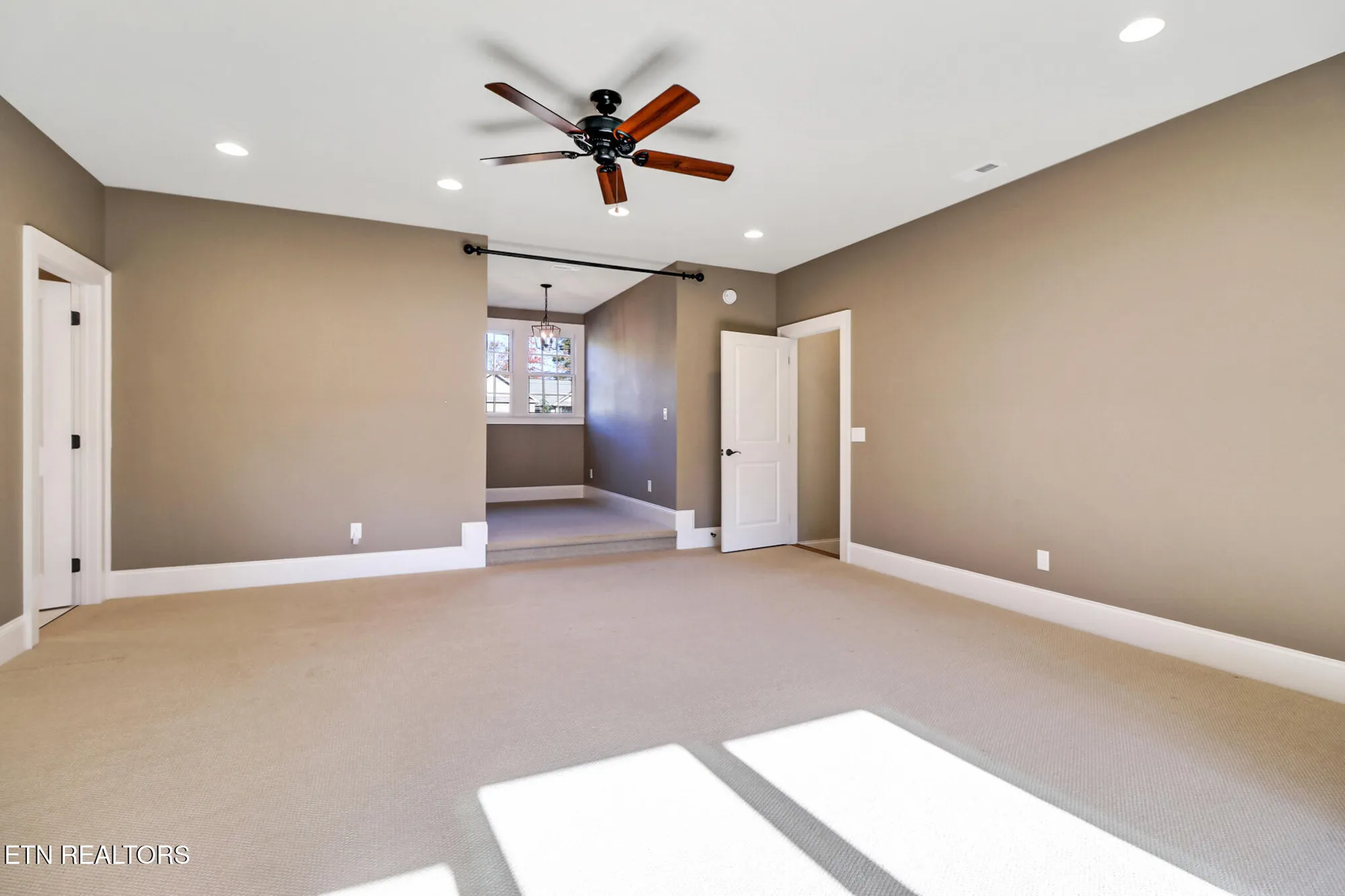 Property Slideshow image 29 of 39 | 31 westridge cir, Crossville, TN, 38558