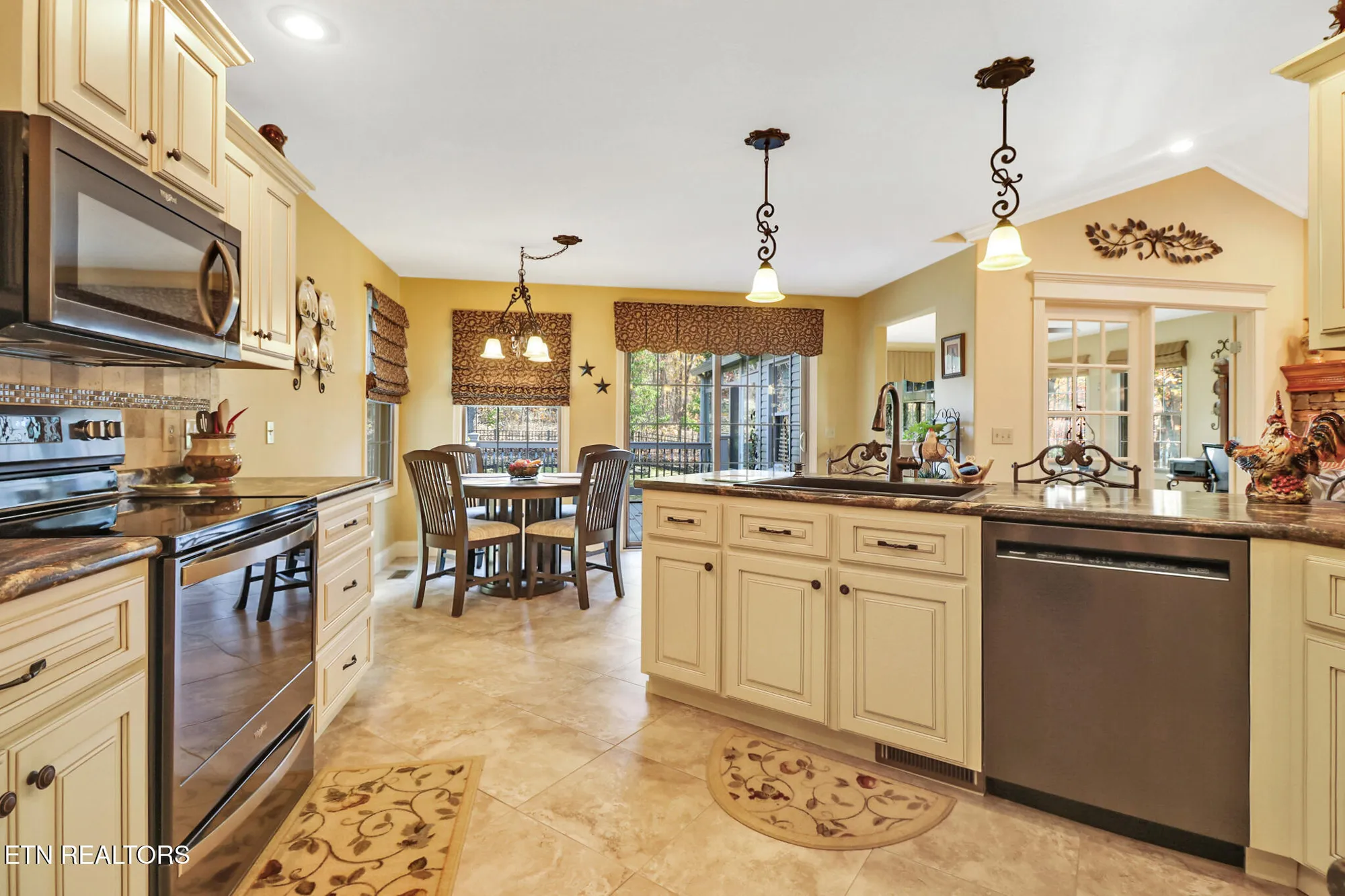 Property Slideshow image 11 of 38 | 145 trentwood dr, Crossville, TN, 38558