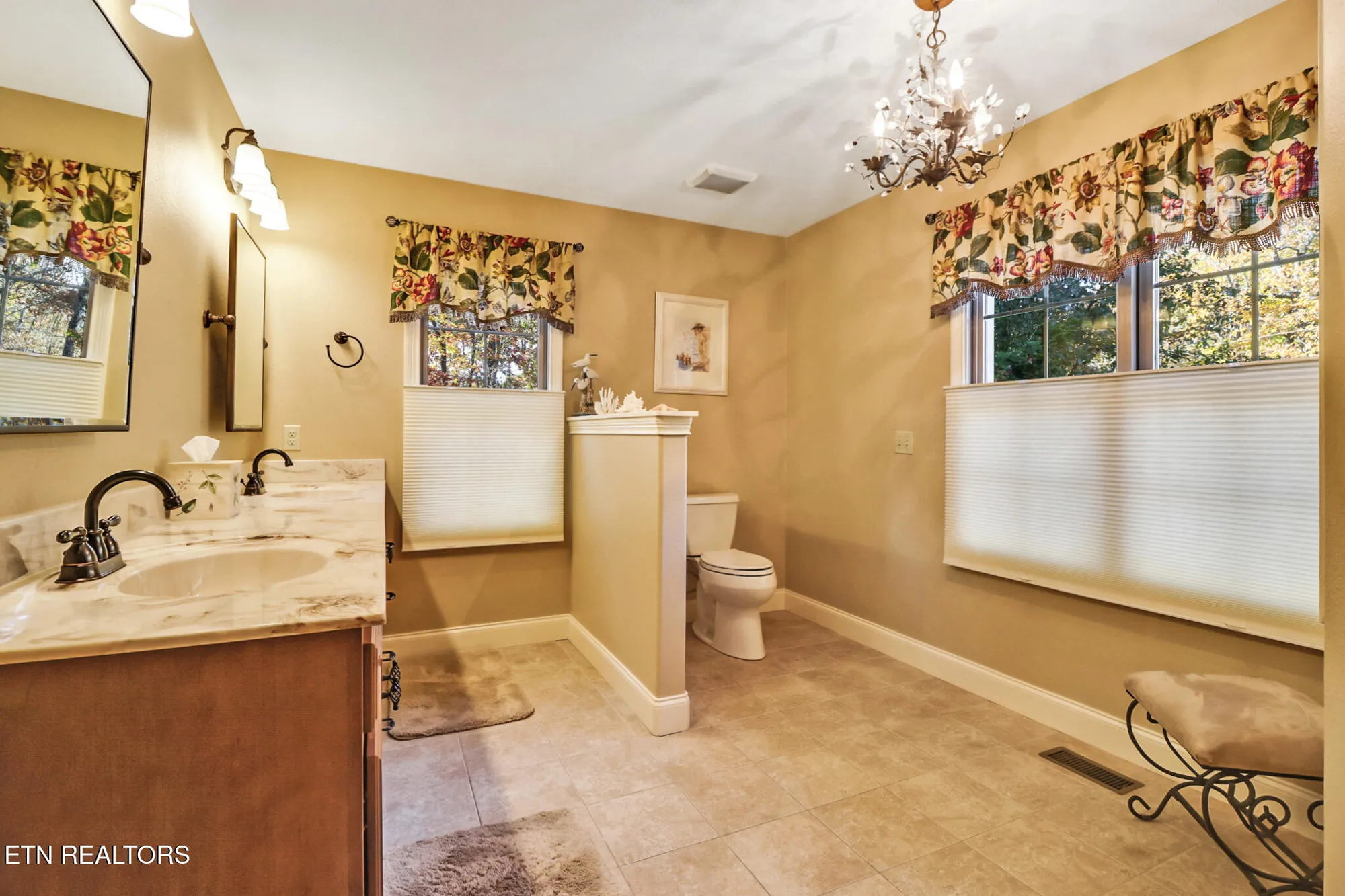Property Slideshow image 21 of 38 | 145 trentwood dr, Crossville, TN, 38558