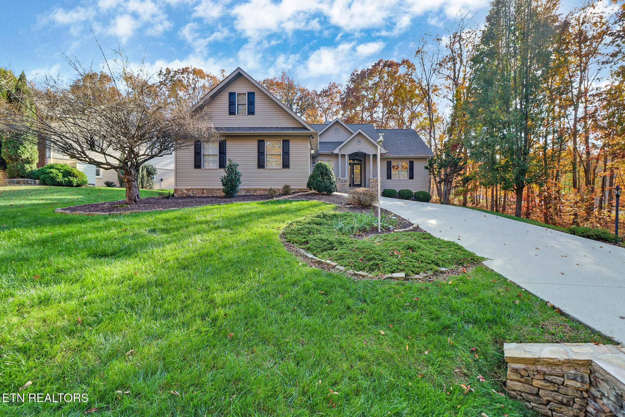 Property Slideshow image 1 of 38 | 145 trentwood dr, Crossville, TN, 38558