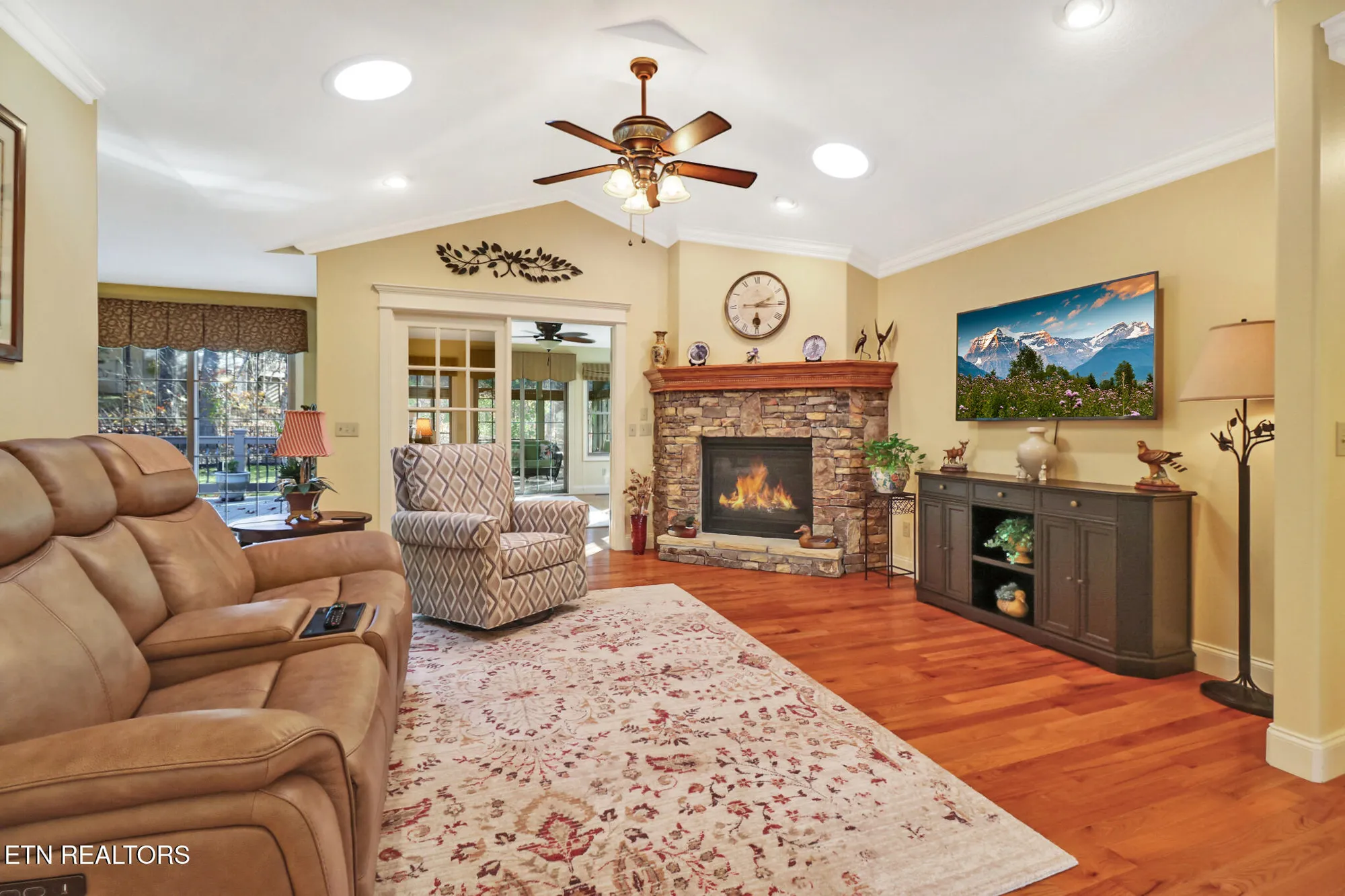 Property Slideshow image 7 of 38 | 145 trentwood dr, Crossville, TN, 38558