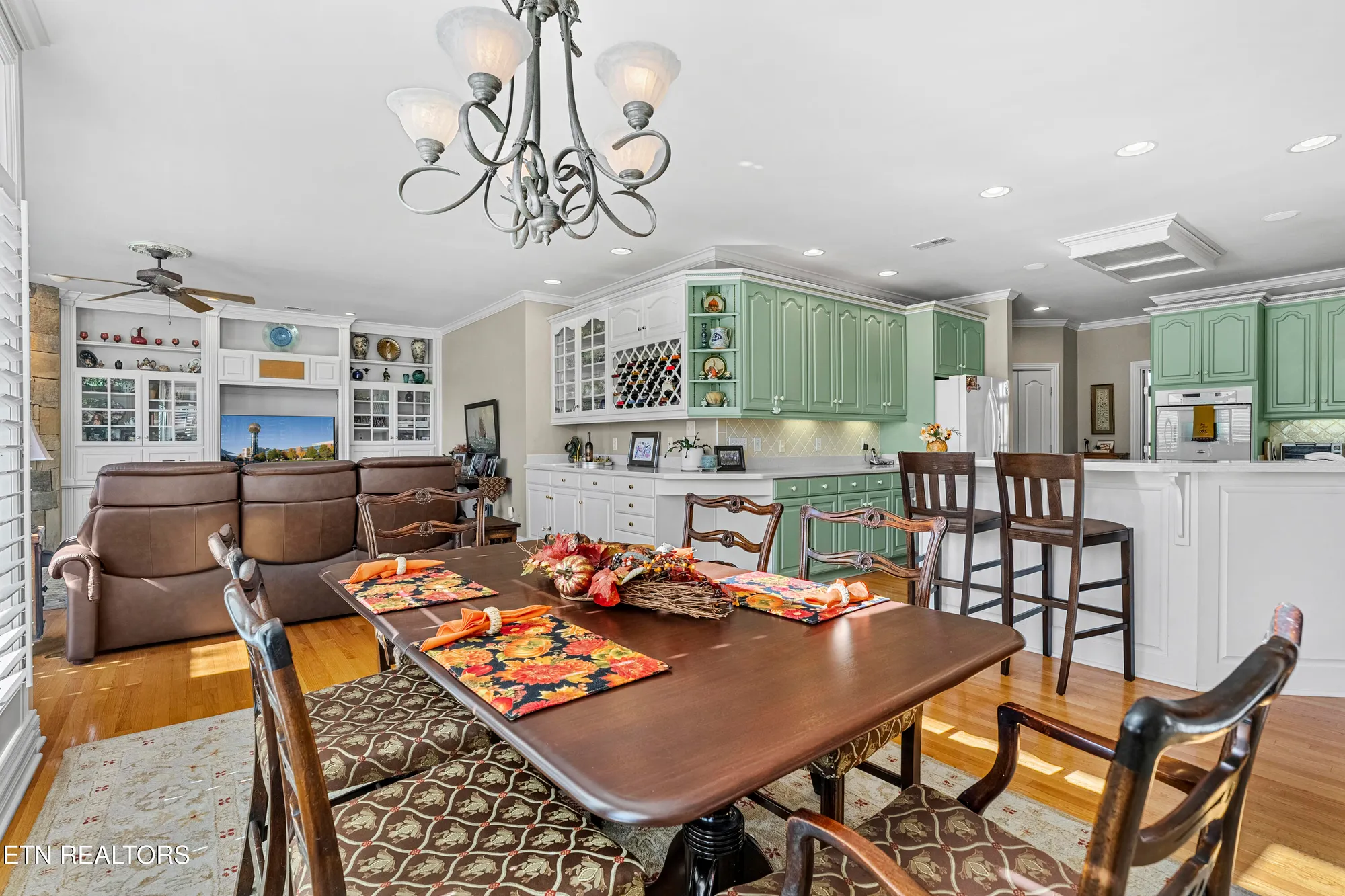 Property Slideshow image 27 of 60 | 310 pineberry dr, Vonore, TN, 37885