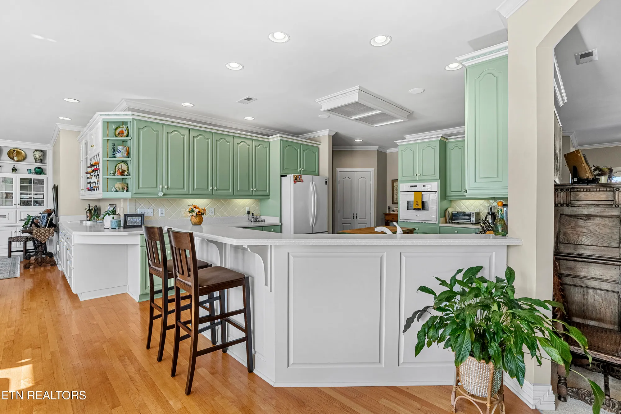 Property Slideshow image 29 of 60 | 310 pineberry dr, Vonore, TN, 37885