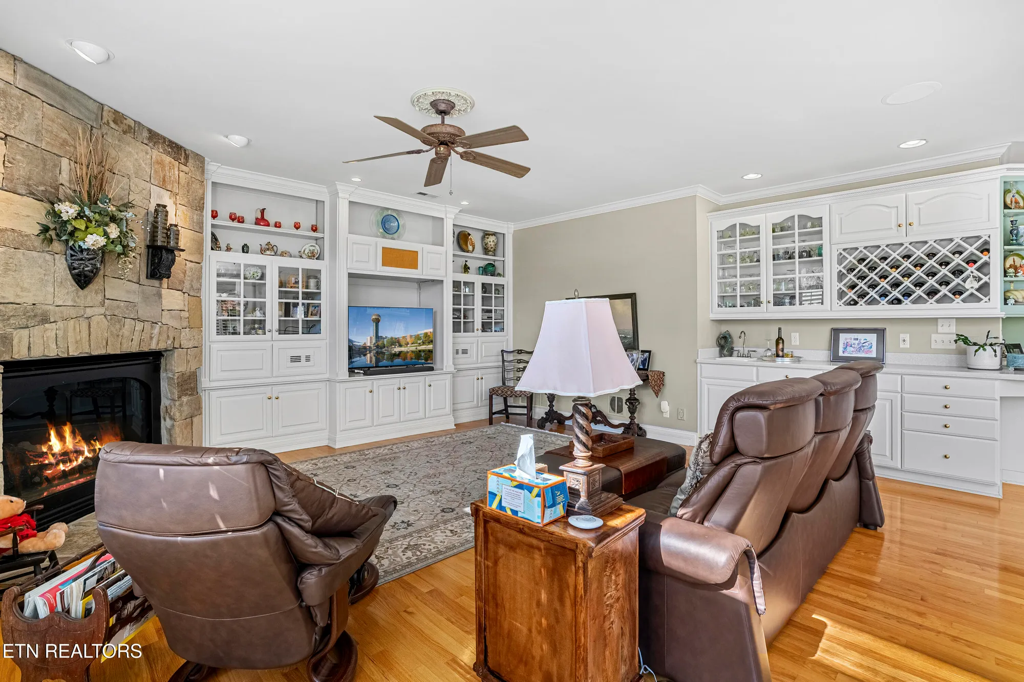 Property Slideshow image 26 of 60 | 310 pineberry dr, Vonore, TN, 37885