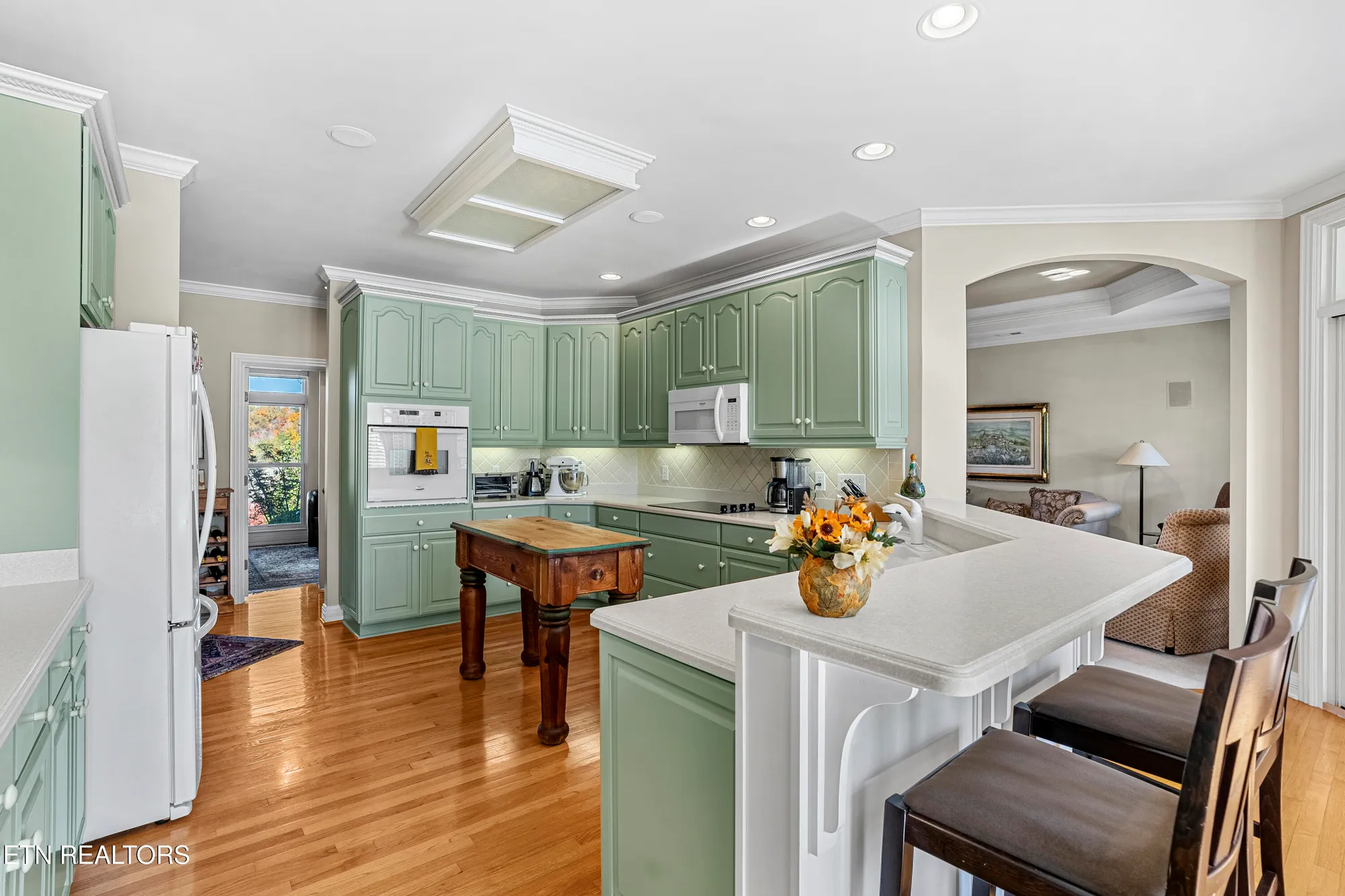 Property Slideshow image 30 of 60 | 310 pineberry dr, Vonore, TN, 37885