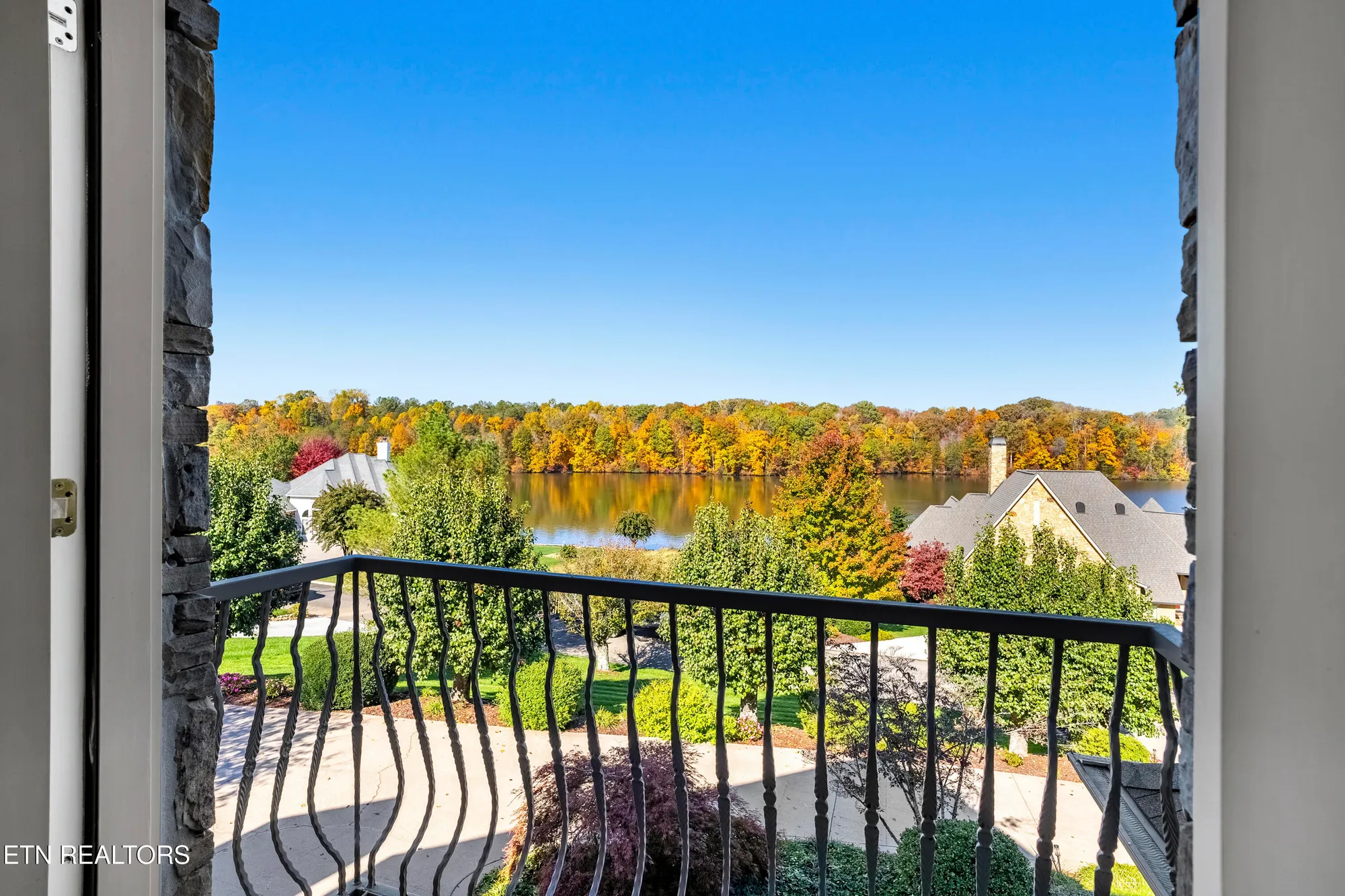 Property Slideshow image 43 of 60 | 310 pineberry dr, Vonore, TN, 37885