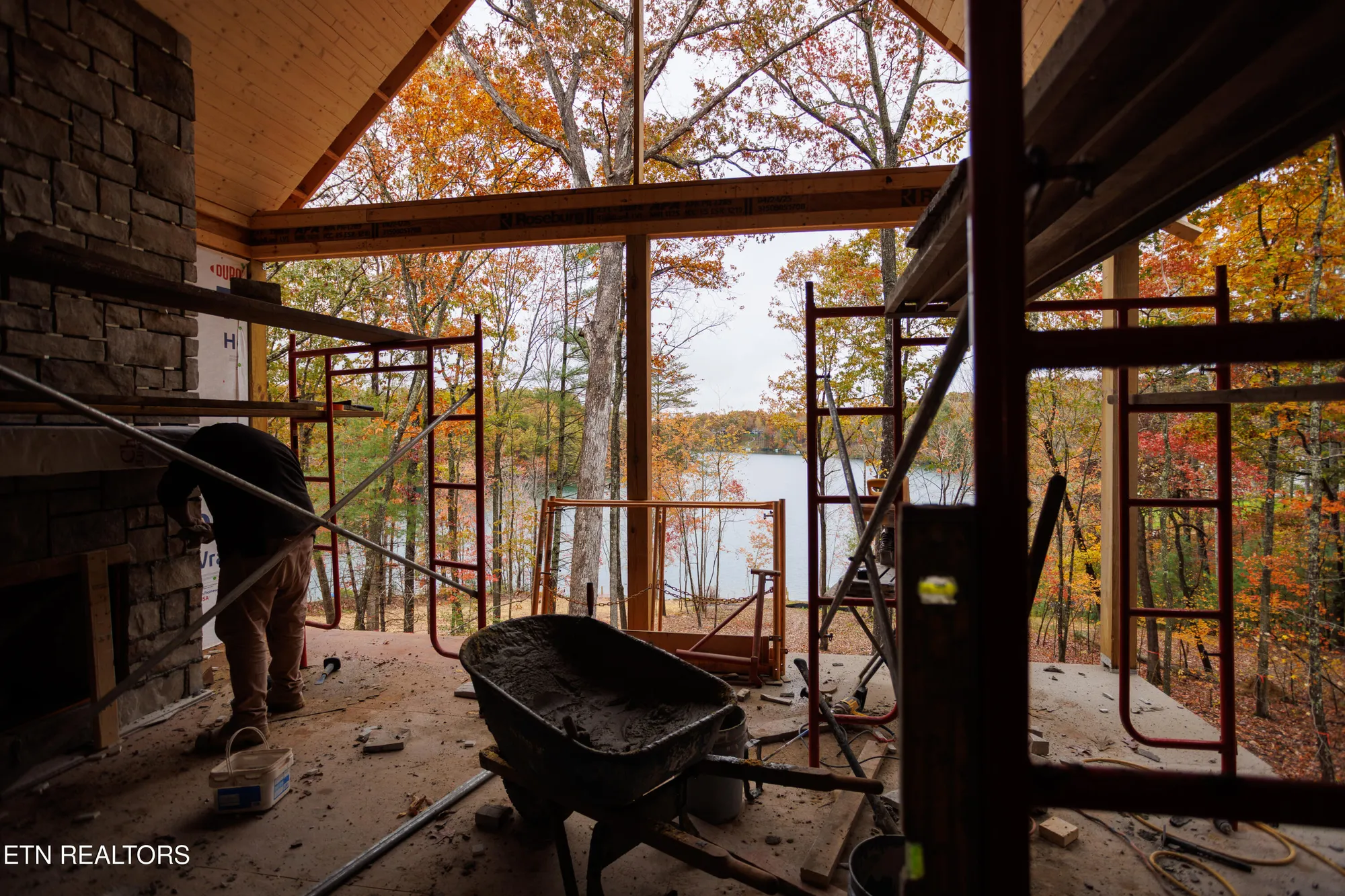 Property Slideshow image 15 of 36 | 28 hunterwood ct, Crossville, TN, 38558