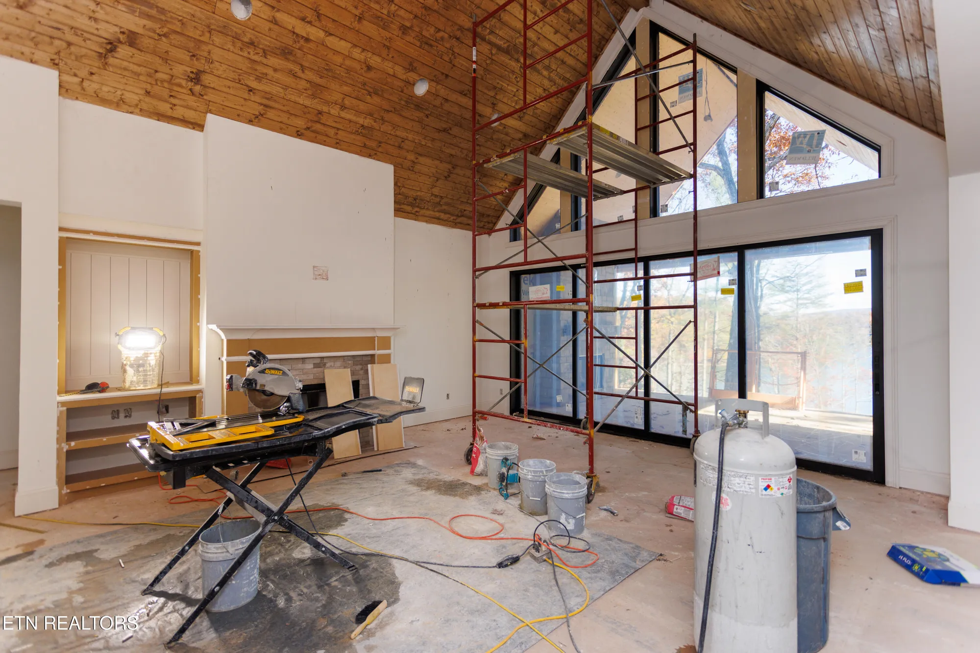 Property Slideshow image 23 of 36 | 28 hunterwood ct, Crossville, TN, 38558