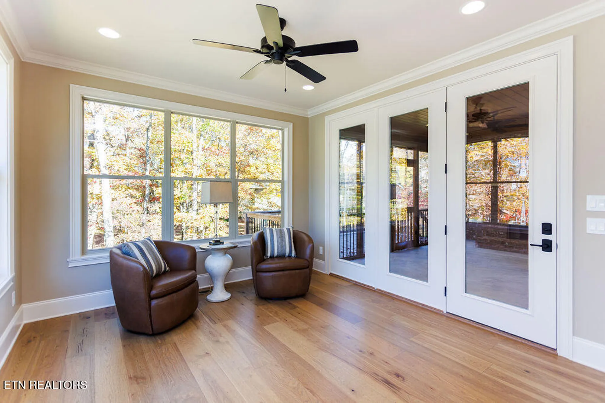 Property Slideshow image 7 of 43 | 14 bent oak ln, Crossville, TN, 38558