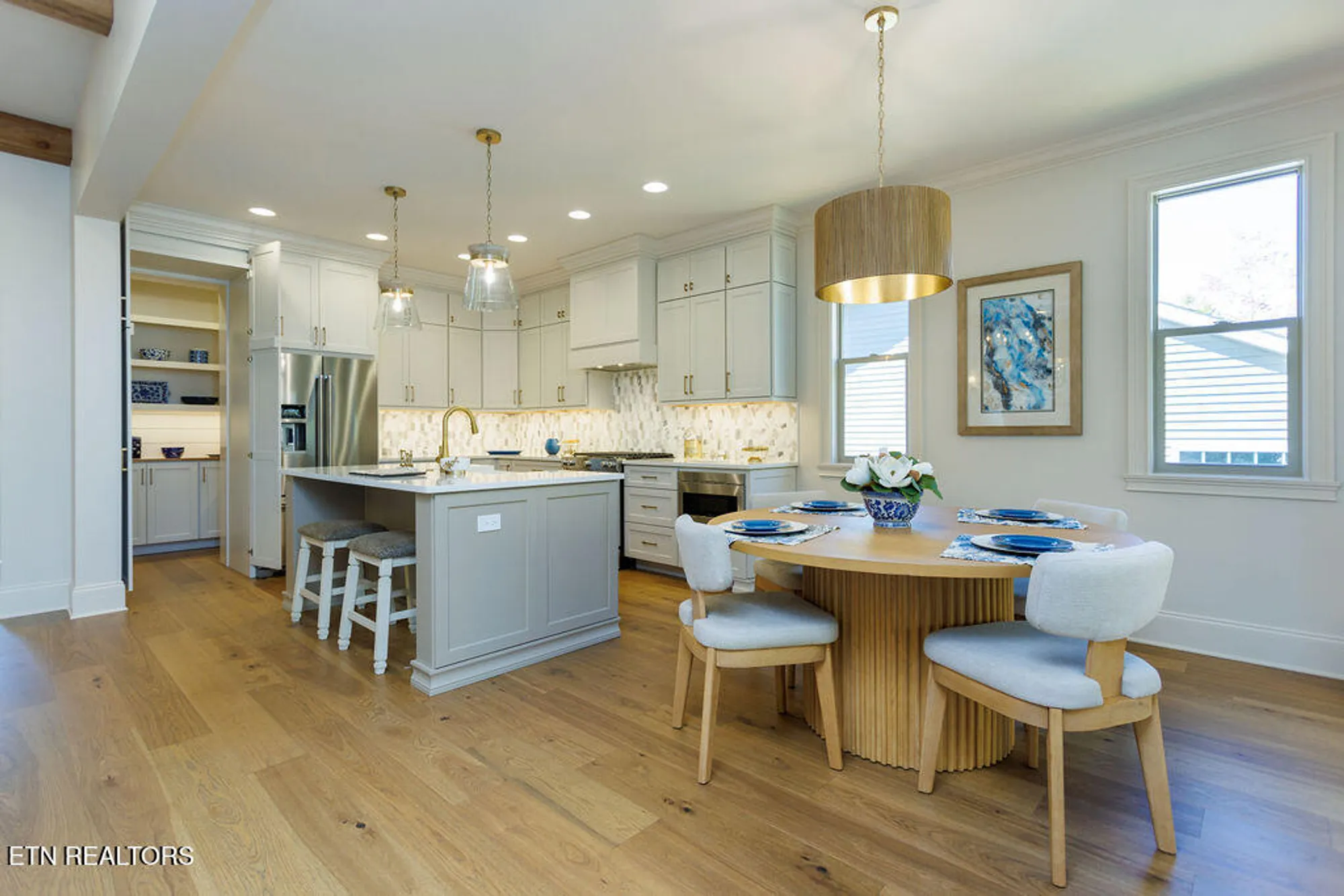 Property Slideshow image 9 of 43 | 14 bent oak ln, Crossville, TN, 38558